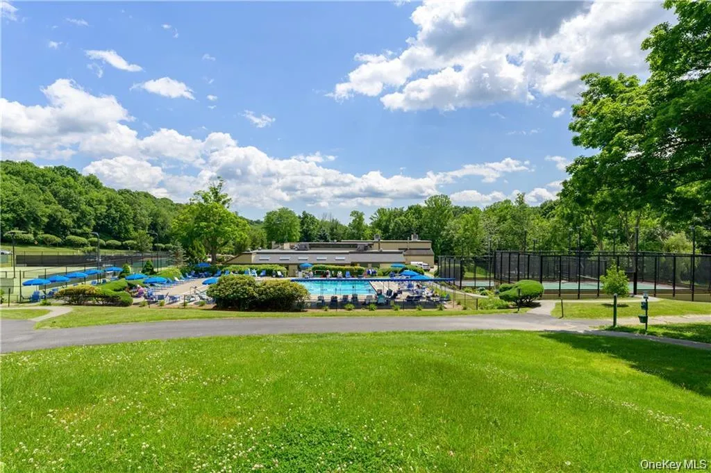 675 Heritage Hills, Somers, NY, 2 Bedrooms Bedrooms, 7 Rooms Rooms,2 BathroomsBathrooms,Residential,For Rent,Heritage,0,1045730 675 Heritage Hills, Somers, NY, 2 Bedrooms Bedrooms, 7 Rooms Rooms,2 BathroomsBathrooms,Residential,For Rent,Heritage,0,1045730