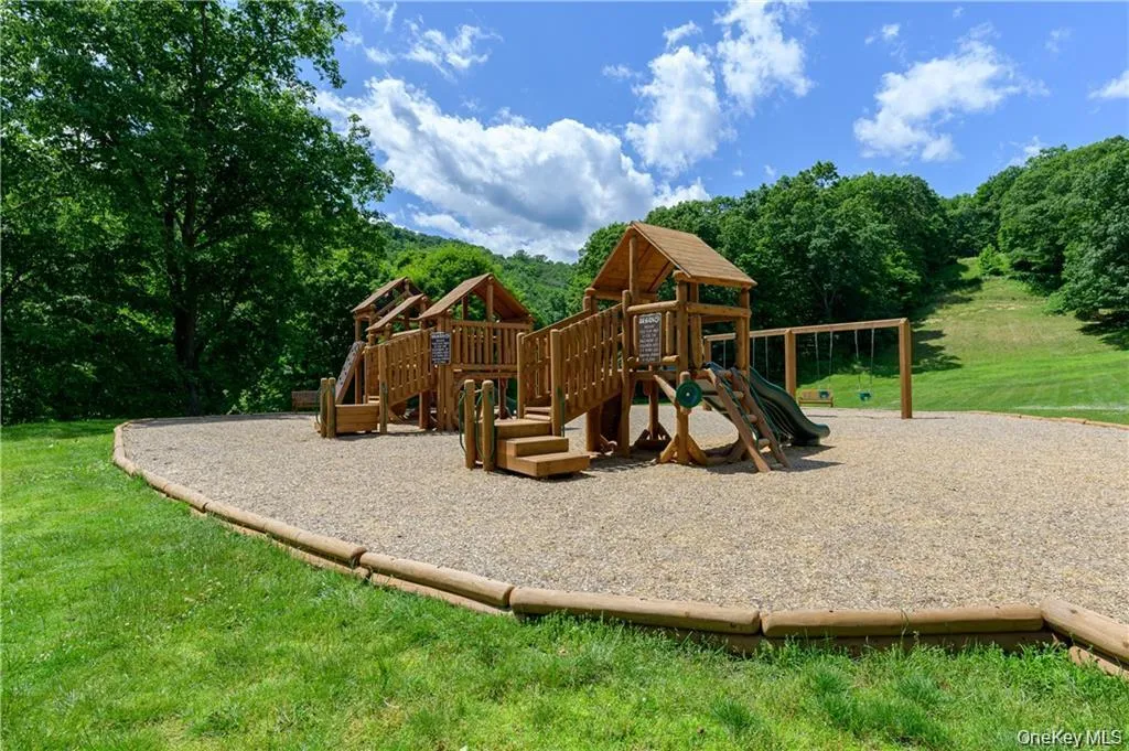 675 Heritage Hills, Somers, NY, 2 Bedrooms Bedrooms, 7 Rooms Rooms,2 BathroomsBathrooms,Residential,For Rent,Heritage,0,1045730 675 Heritage Hills, Somers, NY, 2 Bedrooms Bedrooms, 7 Rooms Rooms,2 BathroomsBathrooms,Residential,For Rent,Heritage,0,1045730