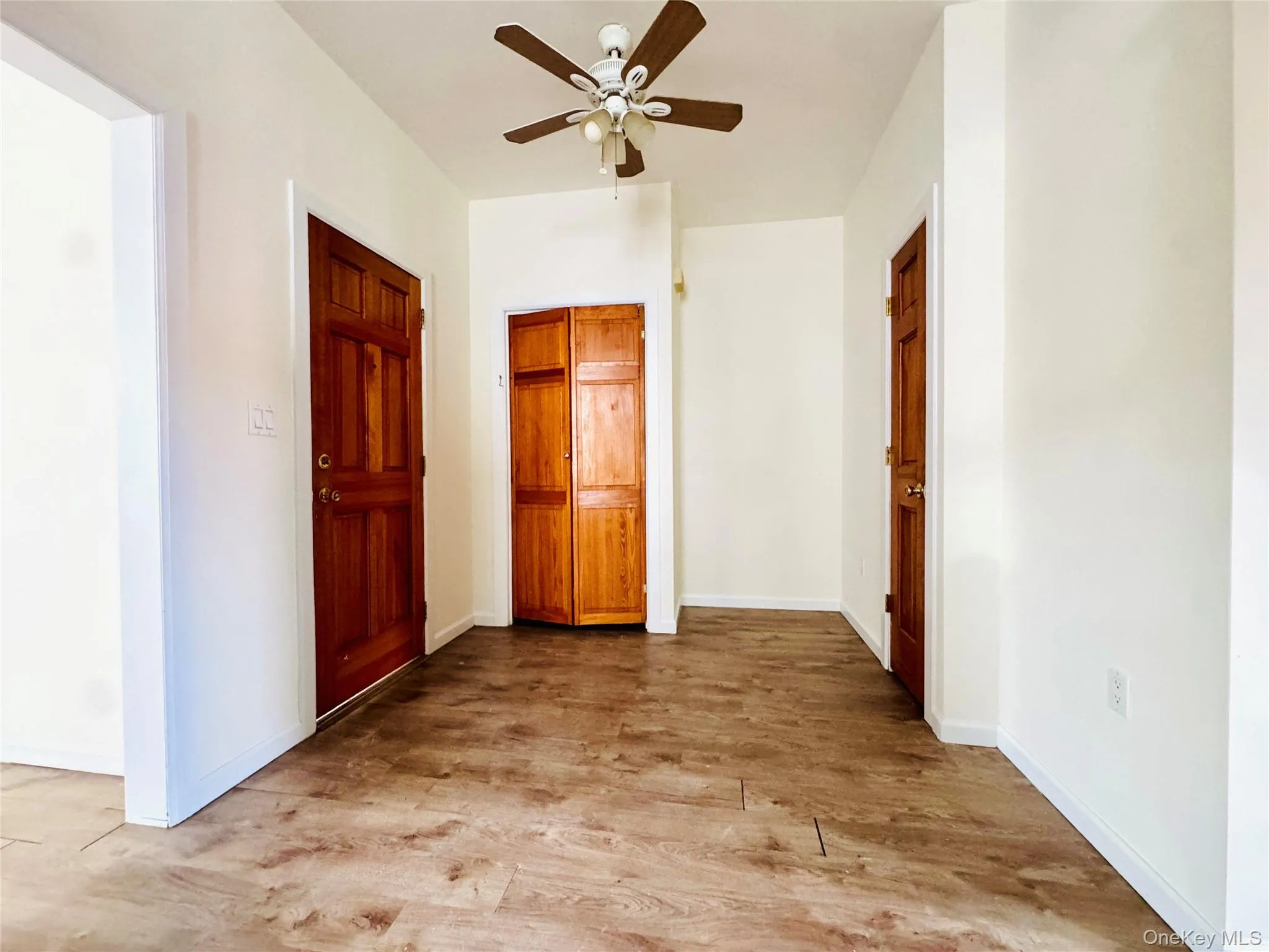 279 Schaefer Street, New York, NY, 2 Bedrooms Bedrooms, 4 Rooms Rooms,1 BathroomBathrooms,Residential Lease,For Rent,Schaefer,0,1045732 279 Schaefer Street, New York, NY, 2 Bedrooms Bedrooms, 4 Rooms Rooms,1 BathroomBathrooms,Residential Lease,For Rent,Schaefer,0,1045732