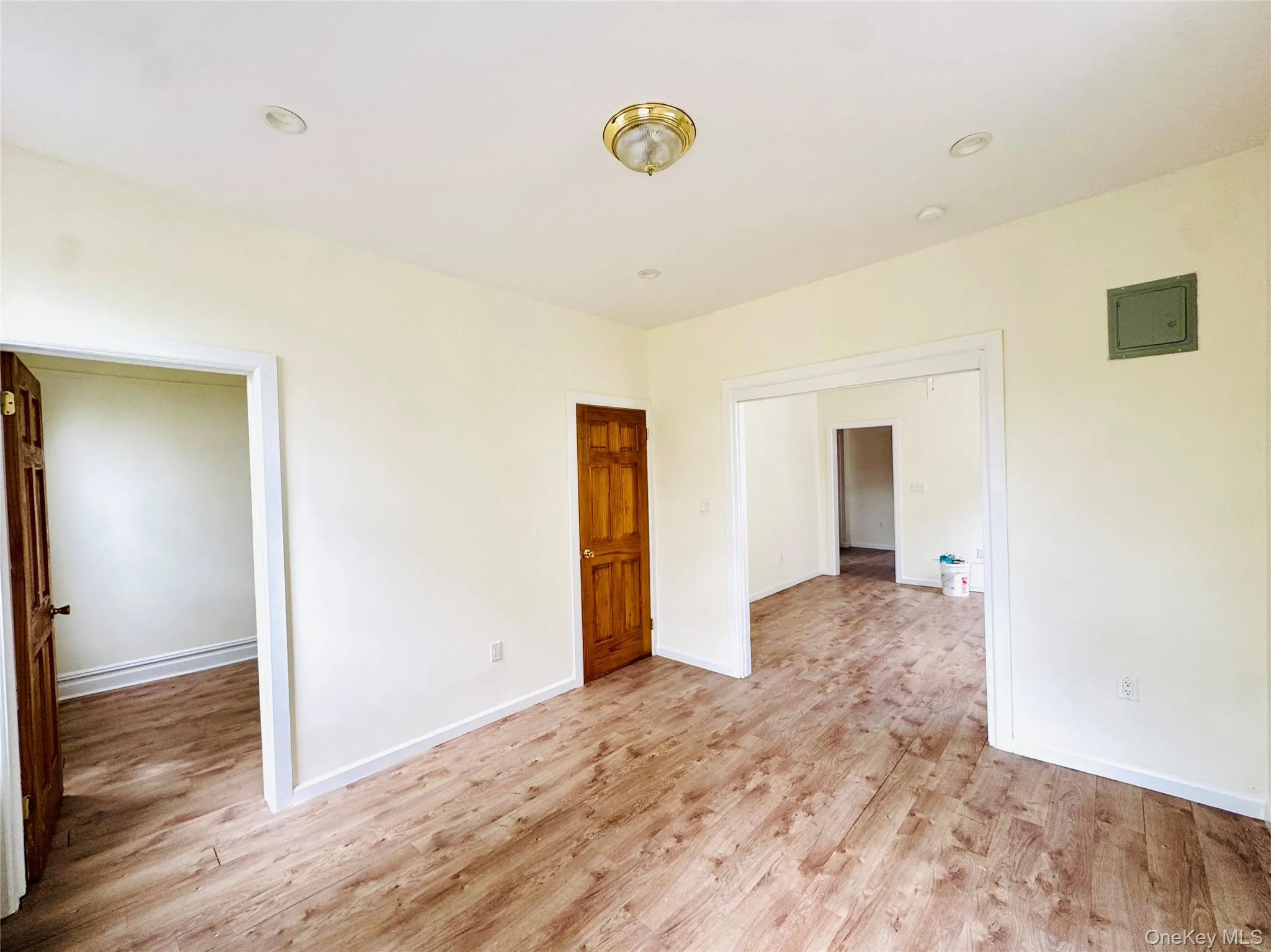 279 Schaefer Street, New York, NY, 2 Bedrooms Bedrooms, 4 Rooms Rooms,1 BathroomBathrooms,Residential Lease,For Rent,Schaefer,0,1045732 279 Schaefer Street, New York, NY, 2 Bedrooms Bedrooms, 4 Rooms Rooms,1 BathroomBathrooms,Residential Lease,For Rent,Schaefer,0,1045732