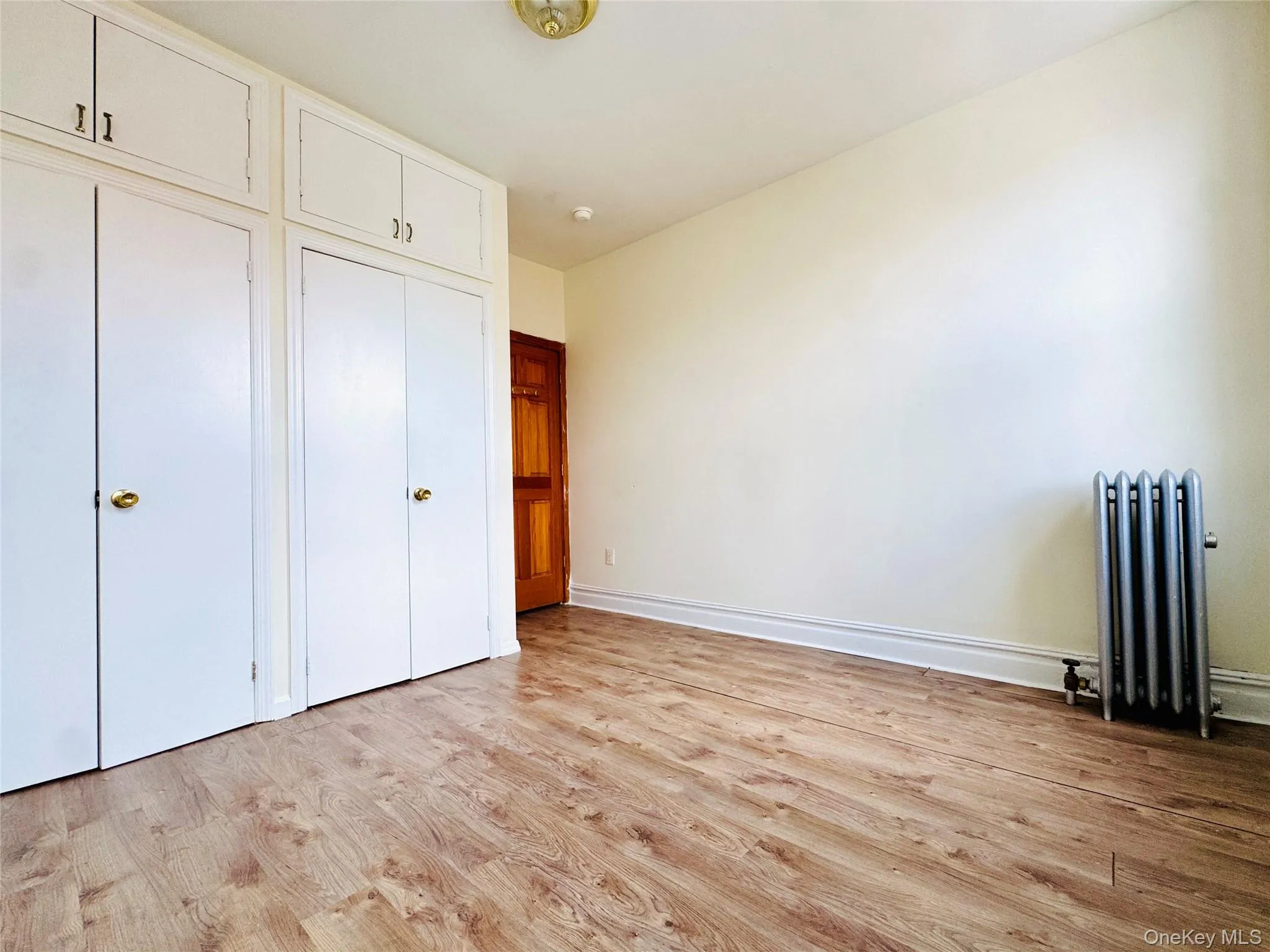 279 Schaefer Street, New York, NY, 2 Bedrooms Bedrooms, 4 Rooms Rooms,1 BathroomBathrooms,Residential Lease,For Rent,Schaefer,0,1045732 279 Schaefer Street, New York, NY, 2 Bedrooms Bedrooms, 4 Rooms Rooms,1 BathroomBathrooms,Residential Lease,For Rent,Schaefer,0,1045732