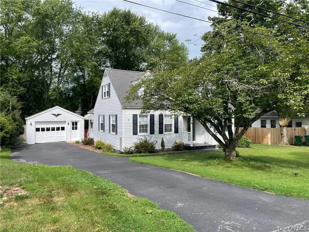 17 Kinderhook Drive, Poughkeepsie (town), NY, 4 Bedrooms Bedrooms, 7 Rooms Rooms,2 BathroomsBathrooms,Residential Lease,For Rent,Kinderhook,0,1045736 17 Kinderhook Drive, Poughkeepsie (town), NY, 4 Bedrooms Bedrooms, 7 Rooms Rooms,2 BathroomsBathrooms,Residential Lease,For Rent,Kinderhook,0,1045736
