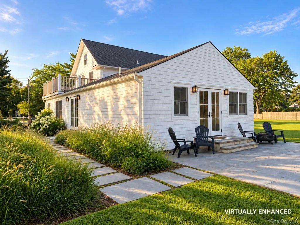 11 Shinnecock Road, Southampton, NY, 3 Bedrooms Bedrooms, 12 Rooms Rooms,3 BathroomsBathrooms,Residential,For Rent,Shinnecock,0,1045737 11 Shinnecock Road, Southampton, NY, 3 Bedrooms Bedrooms, 12 Rooms Rooms,3 BathroomsBathrooms,Residential,For Rent,Shinnecock,0,1045737