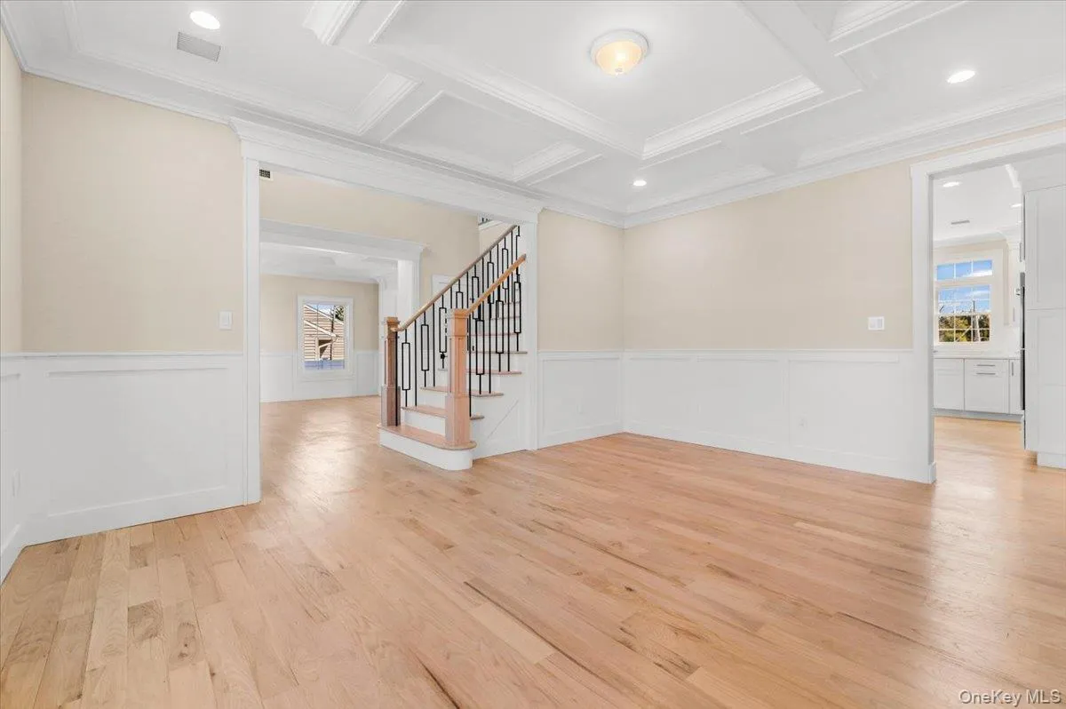 31 Cedar Drive, Oyster Bay, NY, 5 Bedrooms Bedrooms, 9 Rooms Rooms,4 BathroomsBathrooms,Residential,For Rent,Cedar,0,1045738 31 Cedar Drive, Oyster Bay, NY, 5 Bedrooms Bedrooms, 9 Rooms Rooms,4 BathroomsBathrooms,Residential,For Rent,Cedar,0,1045738