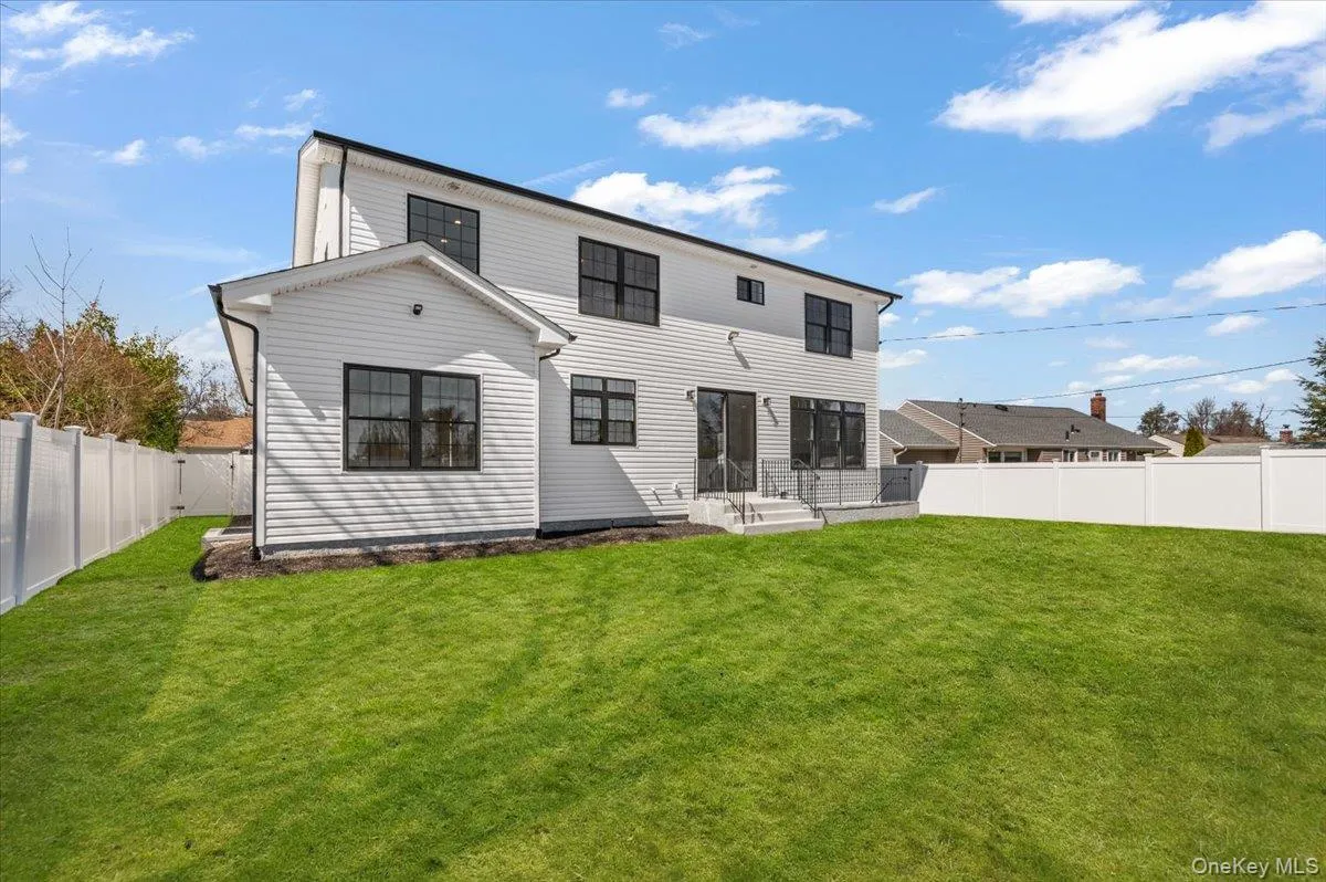 31 Cedar Drive, Oyster Bay, NY, 5 Bedrooms Bedrooms, 9 Rooms Rooms,4 BathroomsBathrooms,Residential,For Rent,Cedar,0,1045738 31 Cedar Drive, Oyster Bay, NY, 5 Bedrooms Bedrooms, 9 Rooms Rooms,4 BathroomsBathrooms,Residential,For Rent,Cedar,0,1045738
