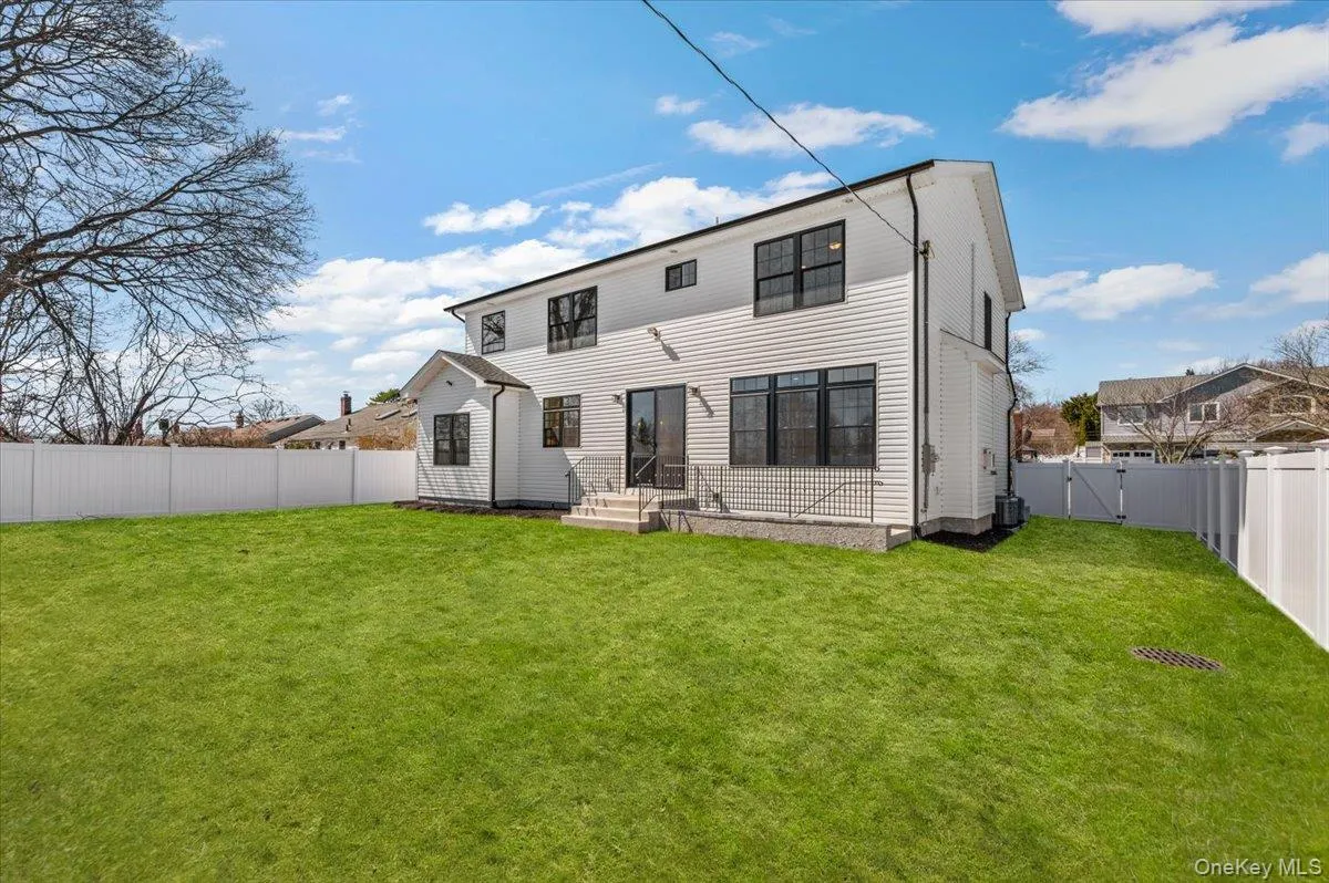 31 Cedar Drive, Oyster Bay, NY, 5 Bedrooms Bedrooms, 9 Rooms Rooms,4 BathroomsBathrooms,Residential,For Rent,Cedar,0,1045738 31 Cedar Drive, Oyster Bay, NY, 5 Bedrooms Bedrooms, 9 Rooms Rooms,4 BathroomsBathrooms,Residential,For Rent,Cedar,0,1045738
