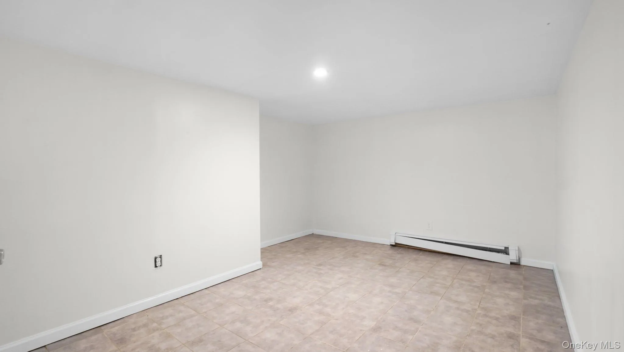 465 Clift Street, Islip, NY, 6 Bedrooms Bedrooms, 9 Rooms Rooms,2 BathroomsBathrooms,Residential,For Rent,Clift,0,1045739 465 Clift Street, Islip, NY, 6 Bedrooms Bedrooms, 9 Rooms Rooms,2 BathroomsBathrooms,Residential,For Rent,Clift,0,1045739