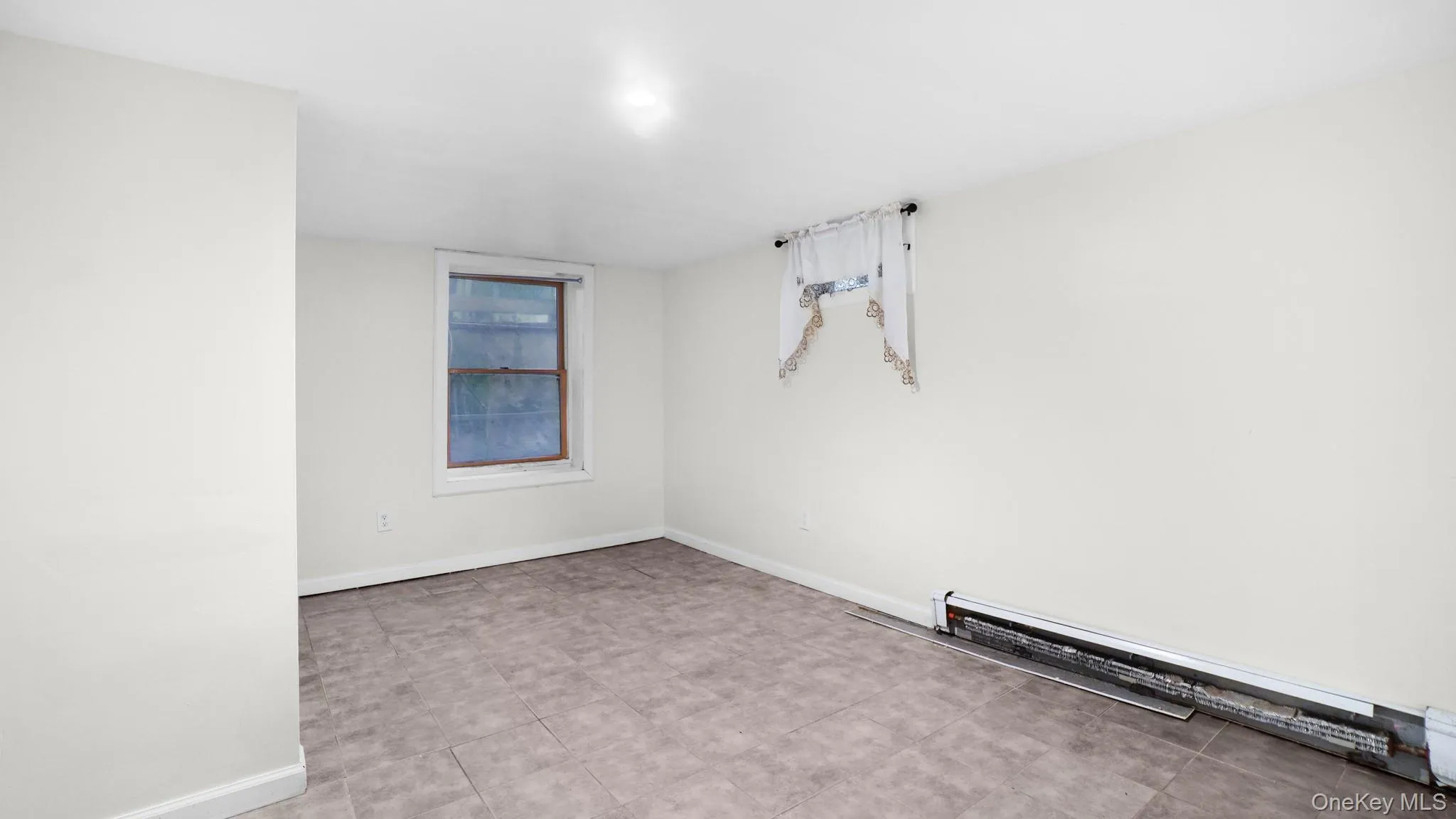 465 Clift Street, Islip, NY, 6 Bedrooms Bedrooms, 9 Rooms Rooms,2 BathroomsBathrooms,Residential,For Rent,Clift,0,1045739 465 Clift Street, Islip, NY, 6 Bedrooms Bedrooms, 9 Rooms Rooms,2 BathroomsBathrooms,Residential,For Rent,Clift,0,1045739
