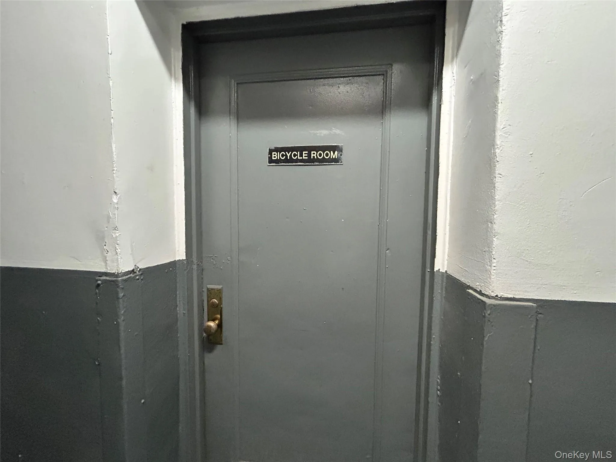 15020 71st Avenue, New York, NY, 2 Bedrooms Bedrooms, 5 Rooms Rooms,1 BathroomBathrooms,Residential,For Rent,71st,0,1045743 15020 71st Avenue, New York, NY, 2 Bedrooms Bedrooms, 5 Rooms Rooms,1 BathroomBathrooms,Residential,For Rent,71st,0,1045743