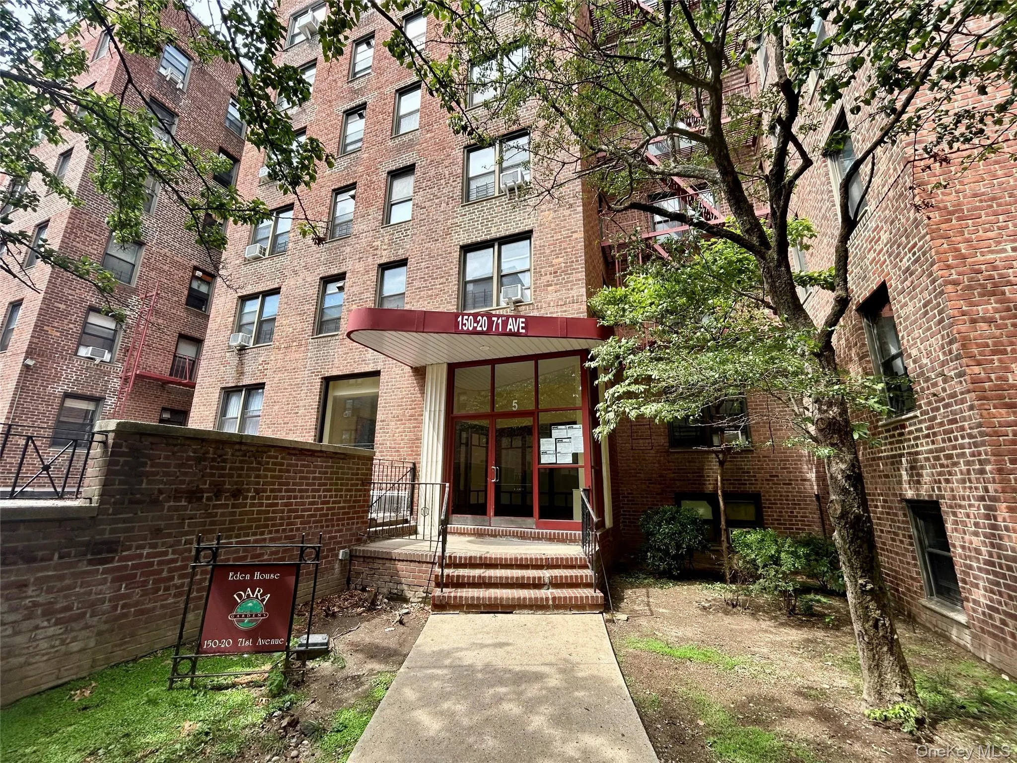 15020 71st Avenue, New York, NY, 2 Bedrooms Bedrooms, 5 Rooms Rooms,1 BathroomBathrooms,Residential,For Rent,71st,0,1045743 15020 71st Avenue, New York, NY, 2 Bedrooms Bedrooms, 5 Rooms Rooms,1 BathroomBathrooms,Residential,For Rent,71st,0,1045743