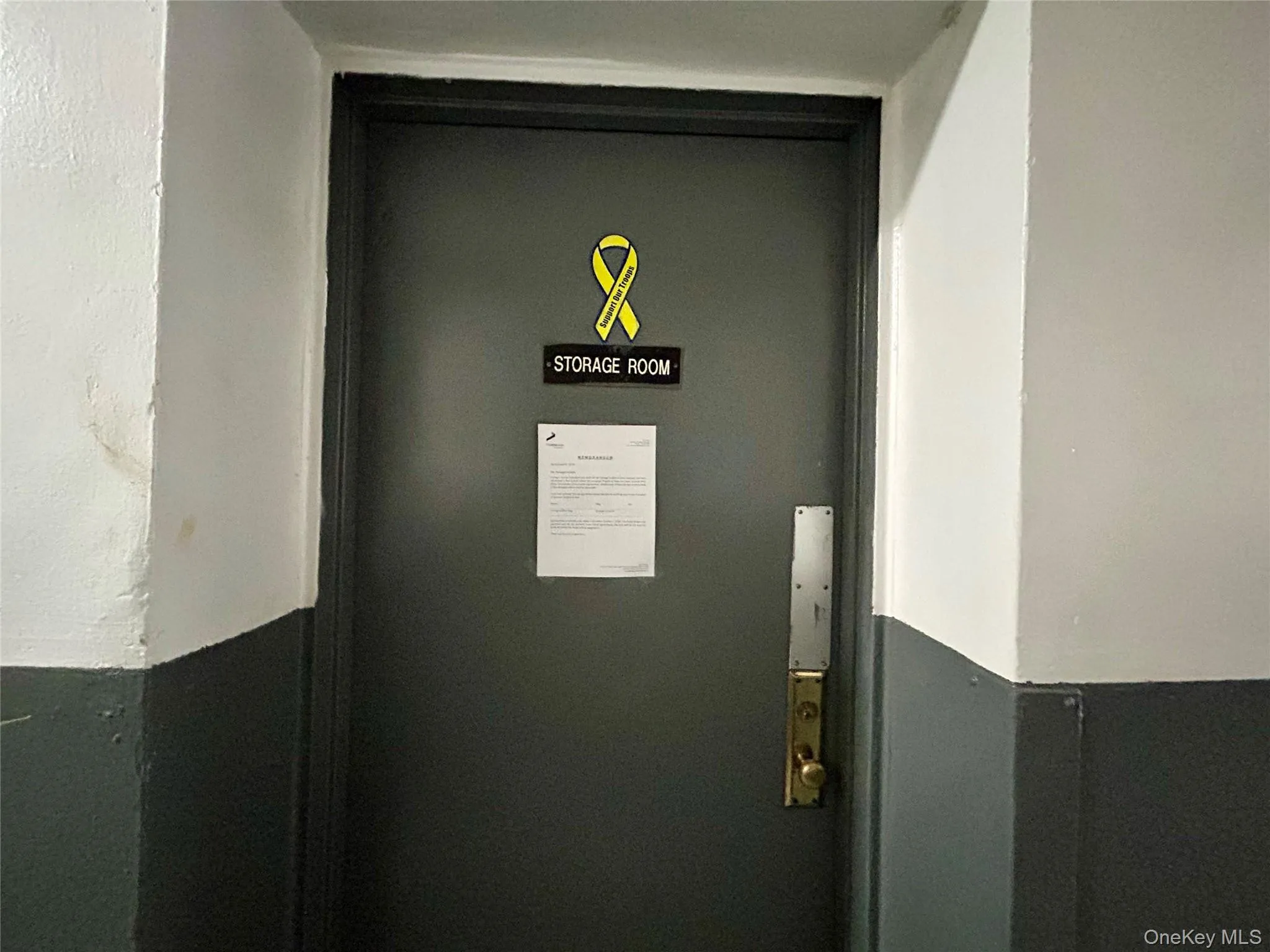 15020 71st Avenue, New York, NY, 2 Bedrooms Bedrooms, 5 Rooms Rooms,1 BathroomBathrooms,Residential,For Rent,71st,0,1045743 15020 71st Avenue, New York, NY, 2 Bedrooms Bedrooms, 5 Rooms Rooms,1 BathroomBathrooms,Residential,For Rent,71st,0,1045743