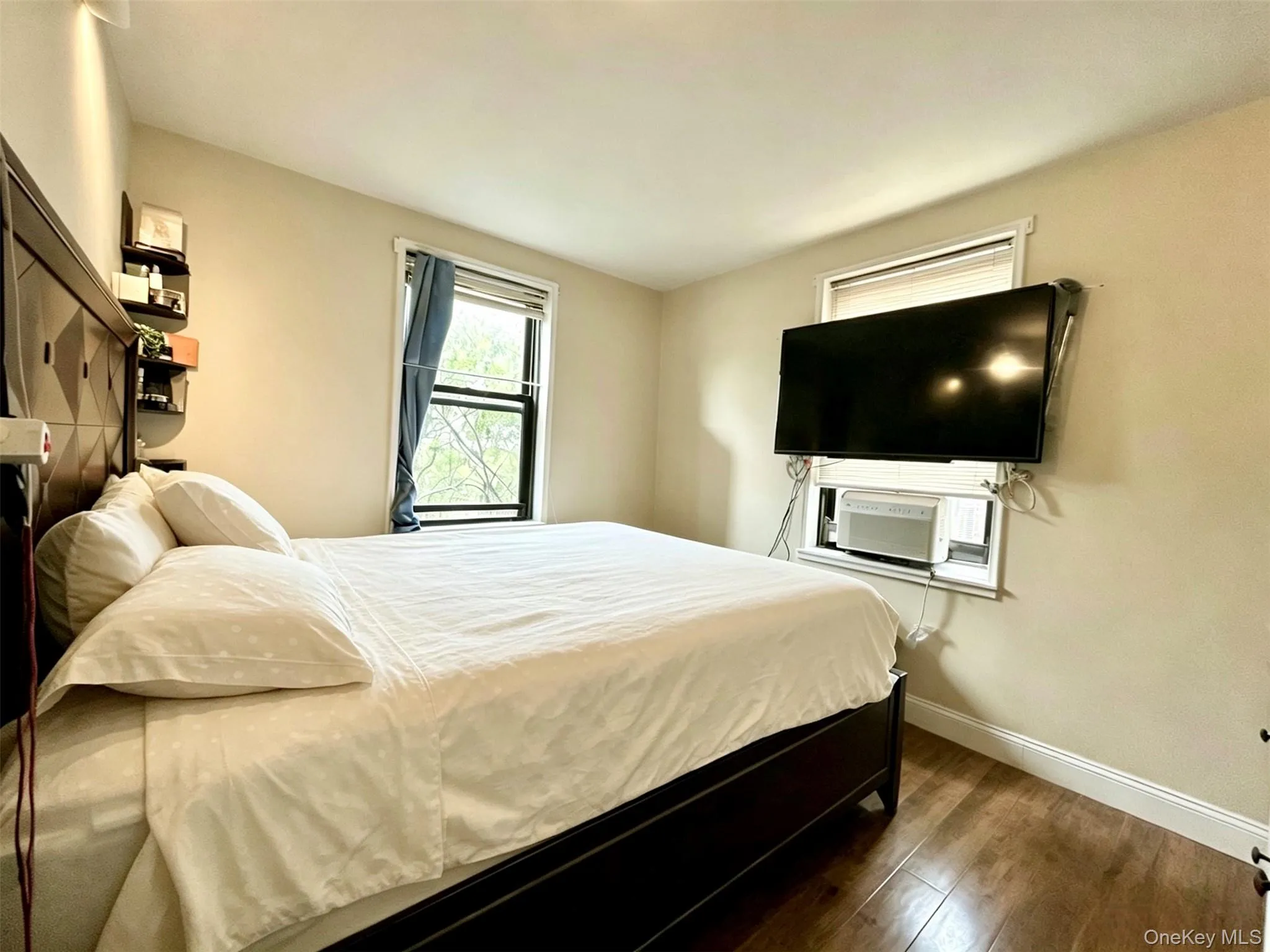 15020 71st Avenue, New York, NY, 2 Bedrooms Bedrooms, 5 Rooms Rooms,1 BathroomBathrooms,Residential,For Rent,71st,0,1045743 15020 71st Avenue, New York, NY, 2 Bedrooms Bedrooms, 5 Rooms Rooms,1 BathroomBathrooms,Residential,For Rent,71st,0,1045743