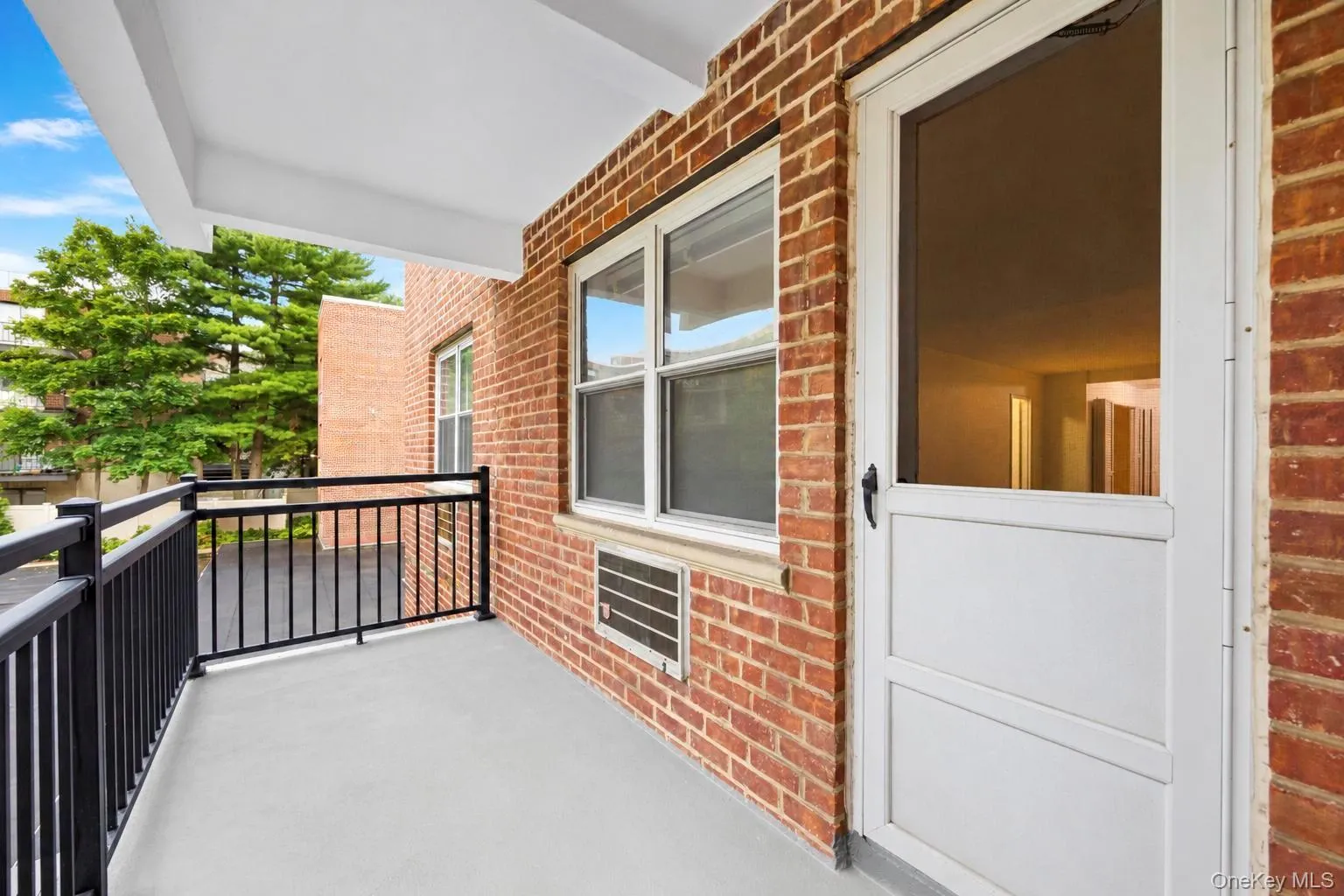 25 Chapel Place, North Hempstead, NY, 1 Bedroom Bedrooms, 4 Rooms Rooms,1 BathroomBathrooms,Residential,For Rent,Chapel Place,0,1045751 25 Chapel Place, North Hempstead, NY, 1 Bedroom Bedrooms, 4 Rooms Rooms,1 BathroomBathrooms,Residential,For Rent,Chapel Place,0,1045751