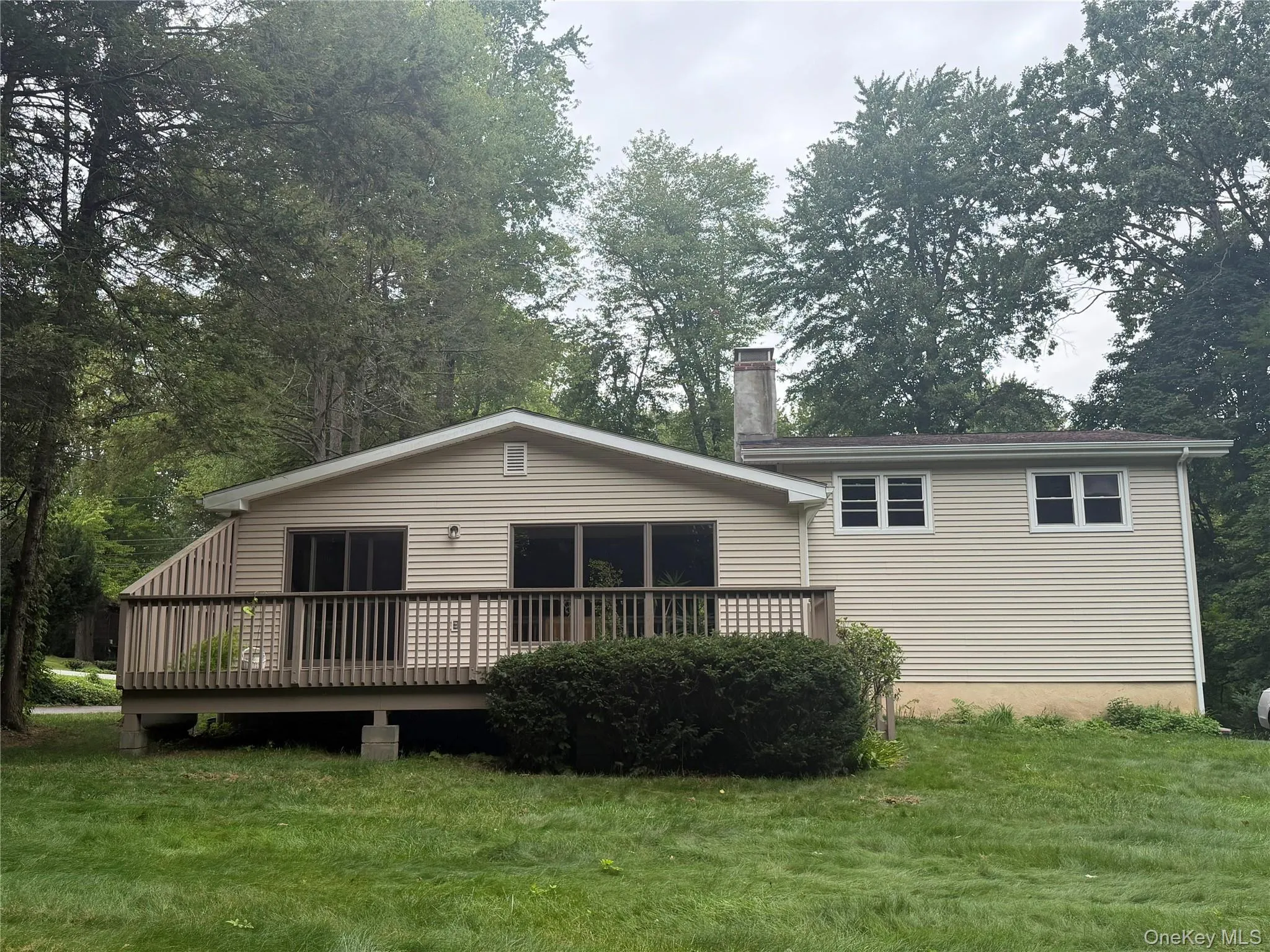 24 Fox Hill Road, Wappinger, NY, 3 Bedrooms Bedrooms, 7 Rooms Rooms,2 BathroomsBathrooms,Residential,For Rent,Fox Hill,0,1045753 24 Fox Hill Road, Wappinger, NY, 3 Bedrooms Bedrooms, 7 Rooms Rooms,2 BathroomsBathrooms,Residential,For Rent,Fox Hill,0,1045753