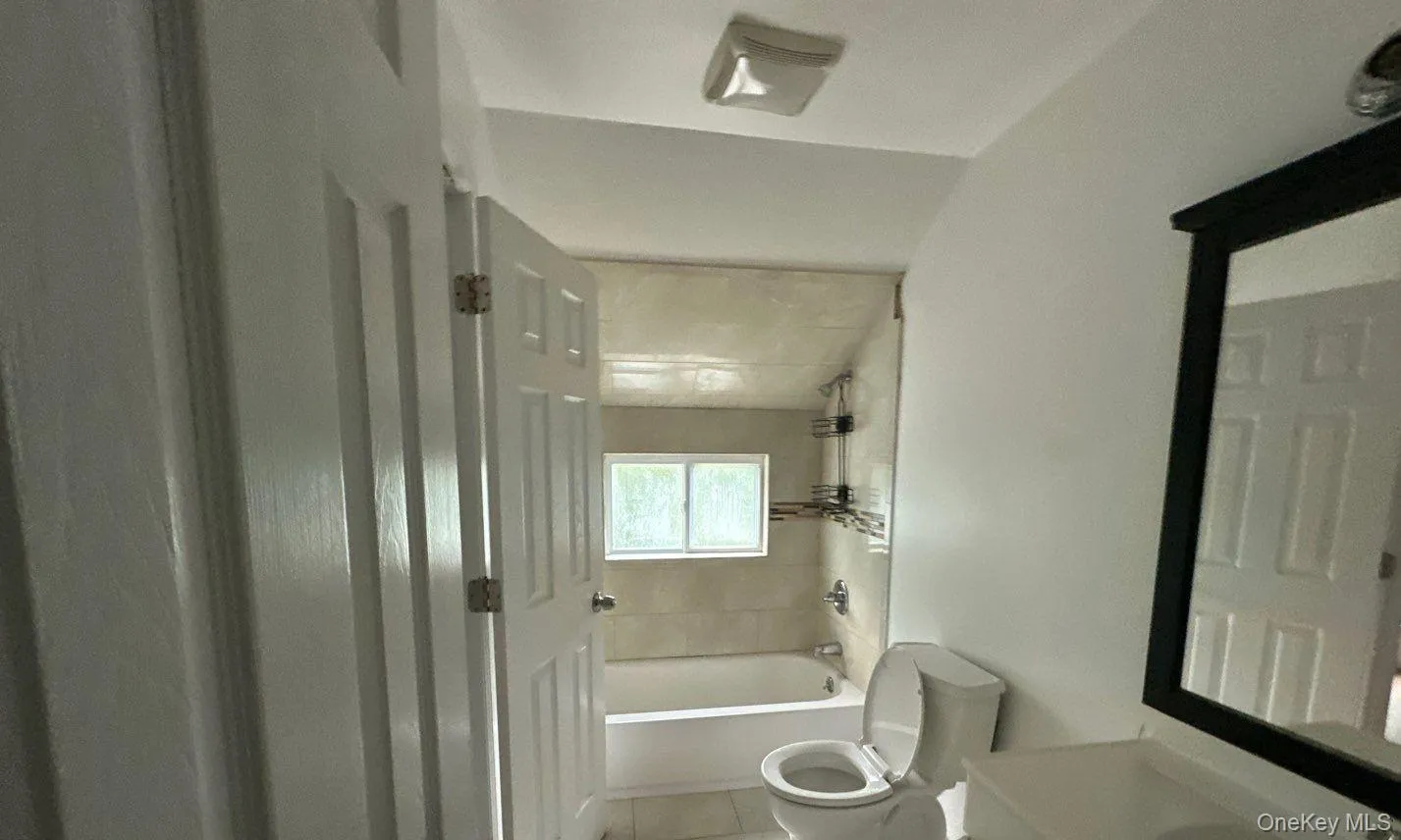 54 Oneill Avenue, Islip, NY, 6 Bedrooms Bedrooms, 9 Rooms Rooms,2 BathroomsBathrooms,Residential,For Rent,Oneill,0,1045756 54 Oneill Avenue, Islip, NY, 6 Bedrooms Bedrooms, 9 Rooms Rooms,2 BathroomsBathrooms,Residential,For Rent,Oneill,0,1045756