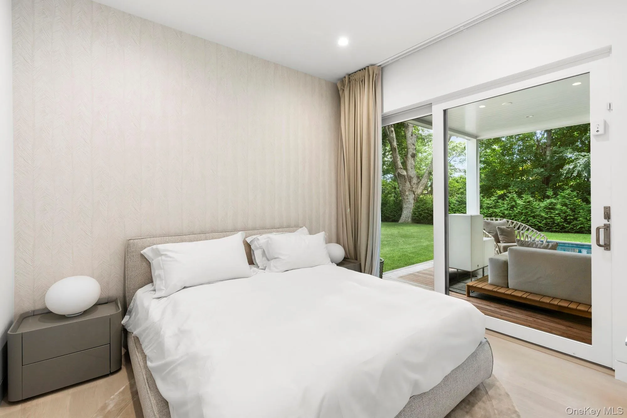 16 Gould Street, East Hampton, NY, 6 Bedrooms Bedrooms, 8 Rooms Rooms,7 BathroomsBathrooms,Residential,For Rent,Gould,0,1045758 16 Gould Street, East Hampton, NY, 6 Bedrooms Bedrooms, 8 Rooms Rooms,7 BathroomsBathrooms,Residential,For Rent,Gould,0,1045758