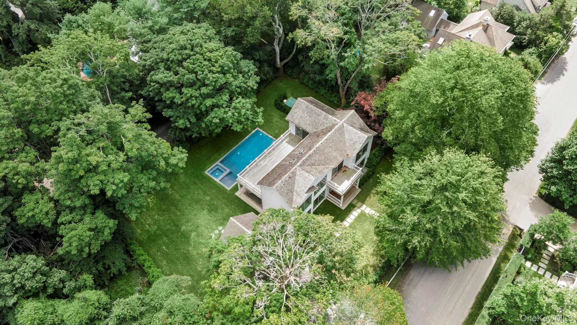 16 Gould Street, East Hampton, NY, 6 Bedrooms Bedrooms, 8 Rooms Rooms,7 BathroomsBathrooms,Residential,For Rent,Gould,0,1045758 16 Gould Street, East Hampton, NY, 6 Bedrooms Bedrooms, 8 Rooms Rooms,7 BathroomsBathrooms,Residential,For Rent,Gould,0,1045758