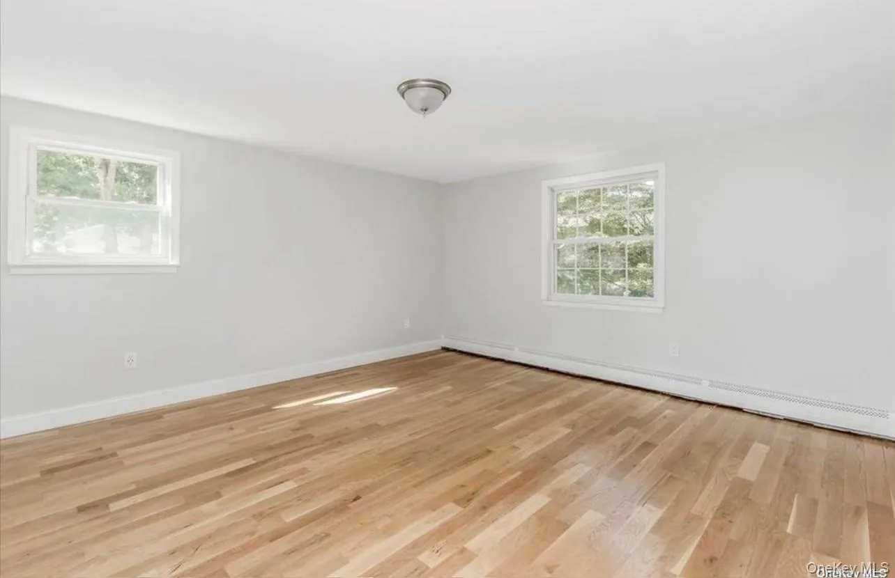 6 Autumn Drive, Brookhaven, NY, 4 Bedrooms Bedrooms, 8 Rooms Rooms,2 BathroomsBathrooms,Residential Lease,For Rent,Autumn,0,1045762 6 Autumn Drive, Brookhaven, NY, 4 Bedrooms Bedrooms, 8 Rooms Rooms,2 BathroomsBathrooms,Residential Lease,For Rent,Autumn,0,1045762