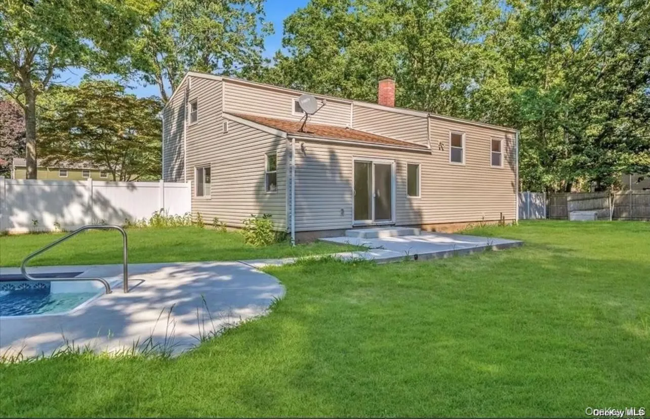6 Autumn Drive, Brookhaven, NY, 4 Bedrooms Bedrooms, 8 Rooms Rooms,2 BathroomsBathrooms,Residential Lease,For Rent,Autumn,0,1045762 6 Autumn Drive, Brookhaven, NY, 4 Bedrooms Bedrooms, 8 Rooms Rooms,2 BathroomsBathrooms,Residential Lease,For Rent,Autumn,0,1045762