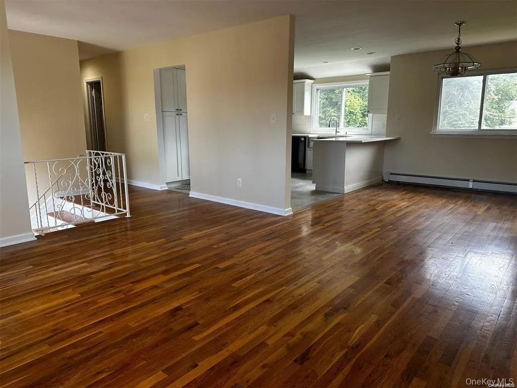 47 Strong Street, Oyster Bay, NY, 3 Bedrooms Bedrooms, 6 Rooms Rooms,2 BathroomsBathrooms,Residential Lease,For Rent,Strong,0,1045763 47 Strong Street, Oyster Bay, NY, 3 Bedrooms Bedrooms, 6 Rooms Rooms,2 BathroomsBathrooms,Residential Lease,For Rent,Strong,0,1045763