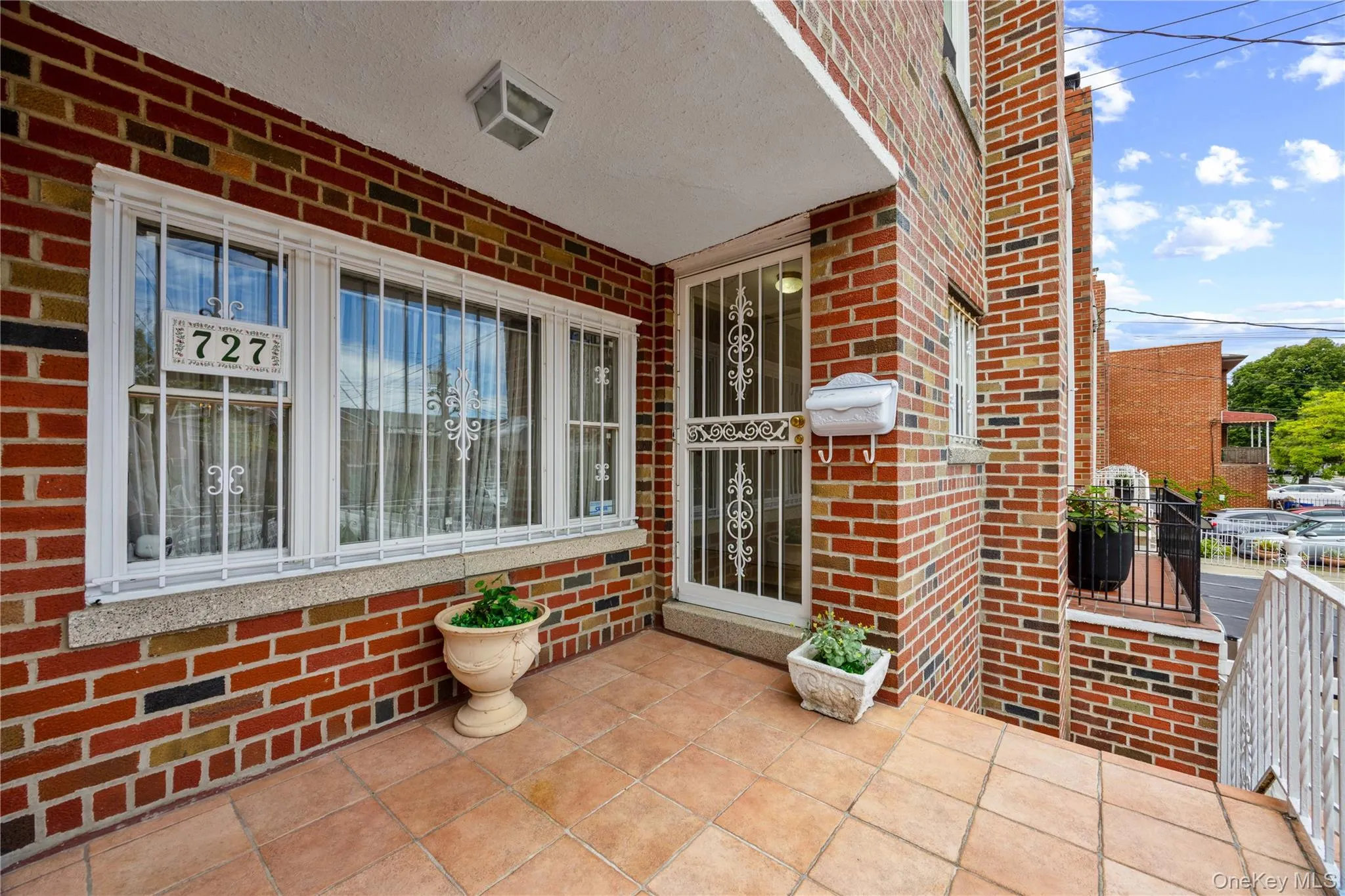 727 Hollywood Avenue, New York, NY, 3 Bedrooms Bedrooms, 5 Rooms Rooms,1 BathroomBathrooms,Residential,For Rent,Hollywood,0,1045765 727 Hollywood Avenue, New York, NY, 3 Bedrooms Bedrooms, 5 Rooms Rooms,1 BathroomBathrooms,Residential,For Rent,Hollywood,0,1045765