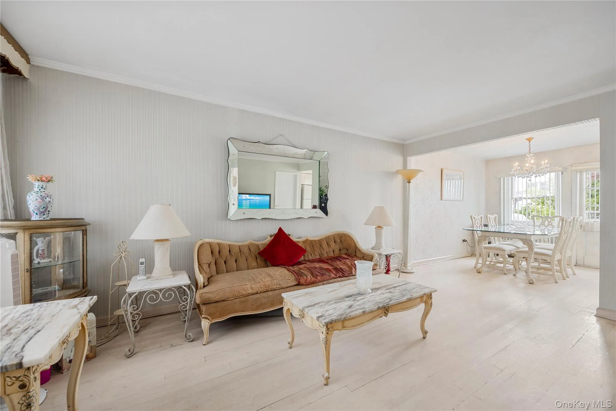 727 Hollywood Avenue, New York, NY, 3 Bedrooms Bedrooms, 5 Rooms Rooms,1 BathroomBathrooms,Residential,For Rent,Hollywood,0,1045765 727 Hollywood Avenue, New York, NY, 3 Bedrooms Bedrooms, 5 Rooms Rooms,1 BathroomBathrooms,Residential,For Rent,Hollywood,0,1045765