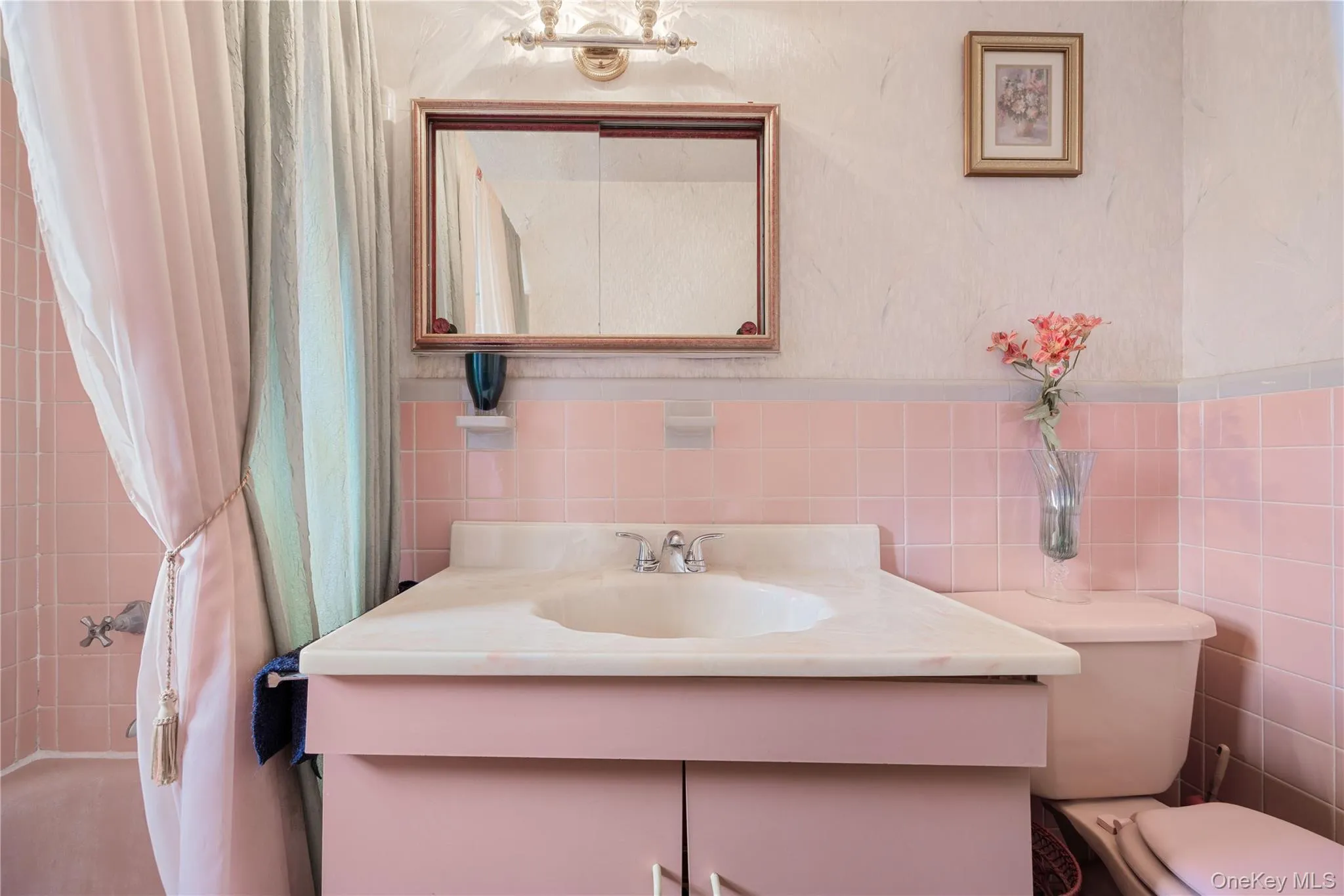 727 Hollywood Avenue, New York, NY, 3 Bedrooms Bedrooms, 5 Rooms Rooms,1 BathroomBathrooms,Residential,For Rent,Hollywood,0,1045765 727 Hollywood Avenue, New York, NY, 3 Bedrooms Bedrooms, 5 Rooms Rooms,1 BathroomBathrooms,Residential,For Rent,Hollywood,0,1045765