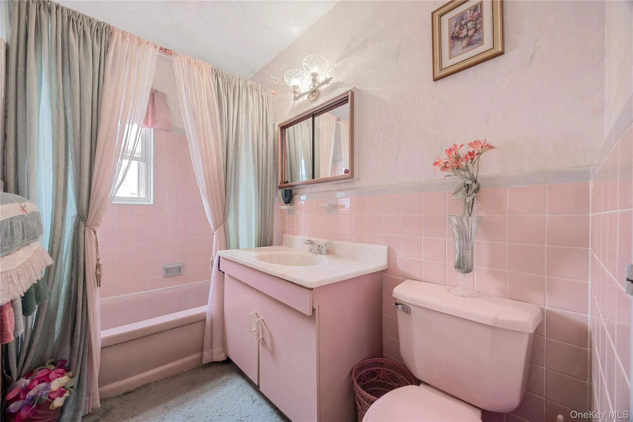727 Hollywood Avenue, New York, NY, 3 Bedrooms Bedrooms, 5 Rooms Rooms,1 BathroomBathrooms,Residential,For Rent,Hollywood,0,1045765 727 Hollywood Avenue, New York, NY, 3 Bedrooms Bedrooms, 5 Rooms Rooms,1 BathroomBathrooms,Residential,For Rent,Hollywood,0,1045765