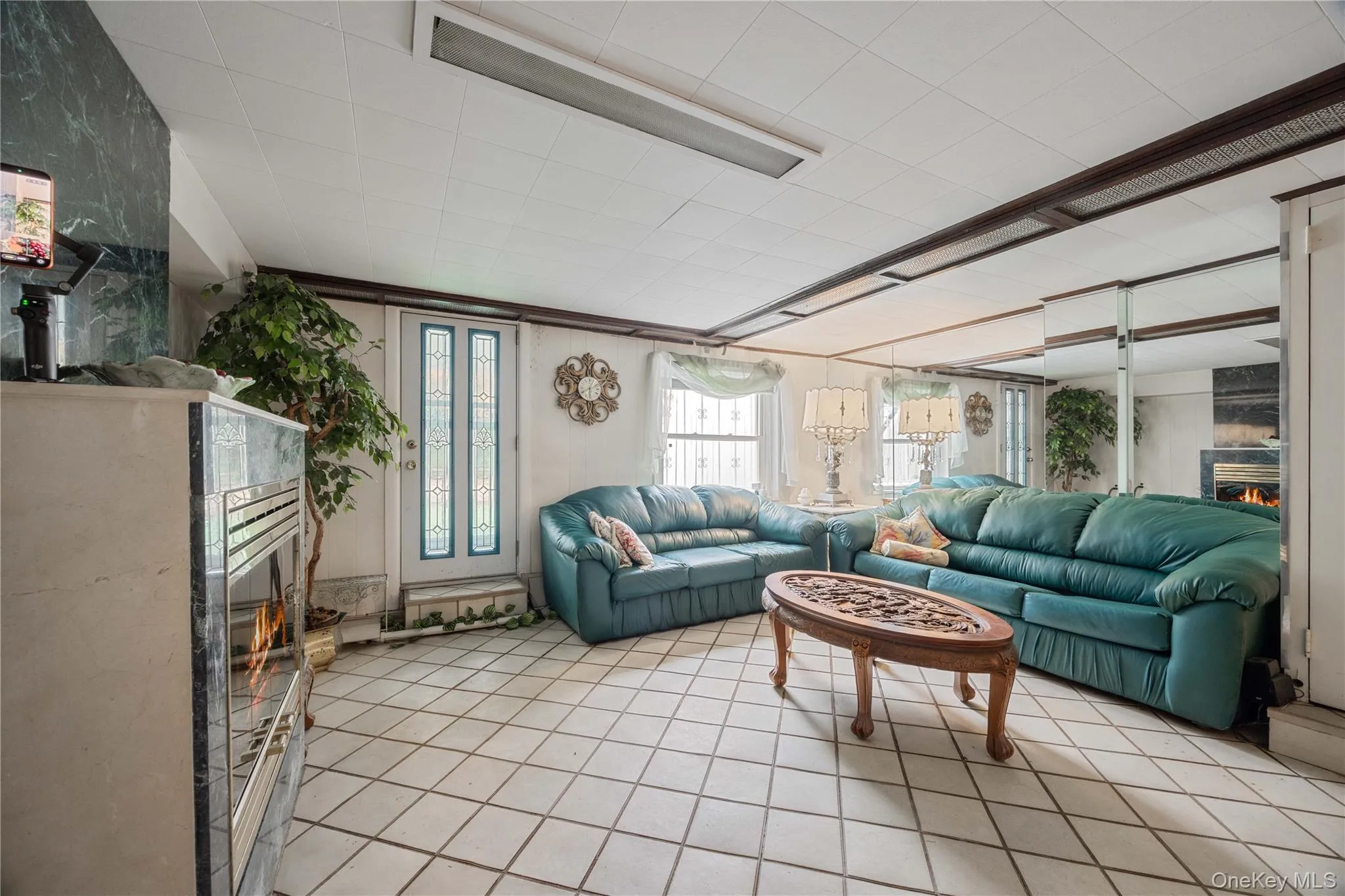 727 Hollywood Avenue, New York, NY, 3 Bedrooms Bedrooms, 5 Rooms Rooms,1 BathroomBathrooms,Residential,For Rent,Hollywood,0,1045765 727 Hollywood Avenue, New York, NY, 3 Bedrooms Bedrooms, 5 Rooms Rooms,1 BathroomBathrooms,Residential,For Rent,Hollywood,0,1045765