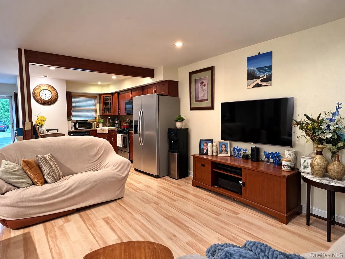263 3rd Avenue, Islip, NY, 2 Bedrooms Bedrooms, 4 Rooms Rooms,1 BathroomBathrooms,Residential,For Rent,3rd,0,1045766 263 3rd Avenue, Islip, NY, 2 Bedrooms Bedrooms, 4 Rooms Rooms,1 BathroomBathrooms,Residential,For Rent,3rd,0,1045766