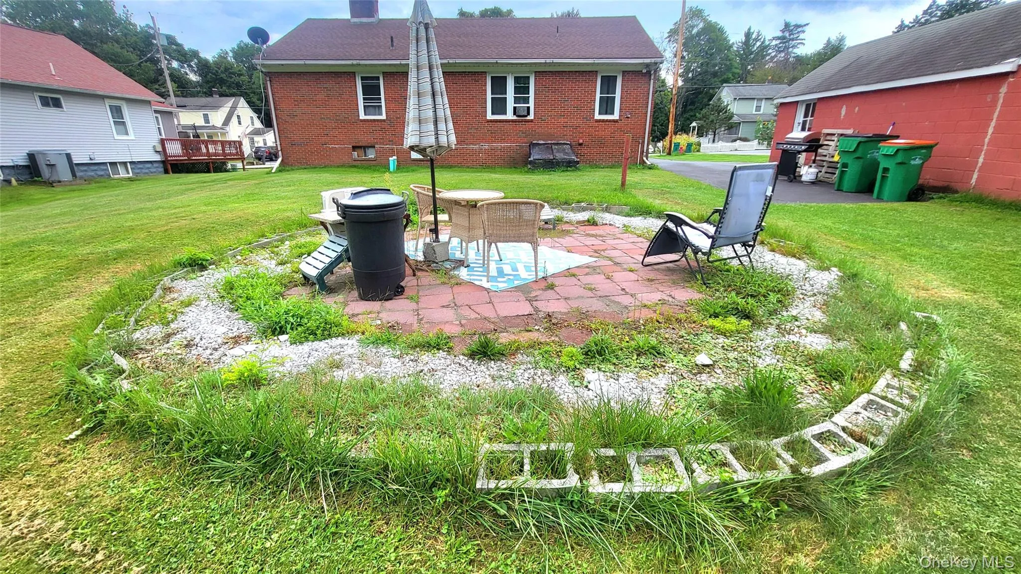 Backyard with Patio Backyard with Patio