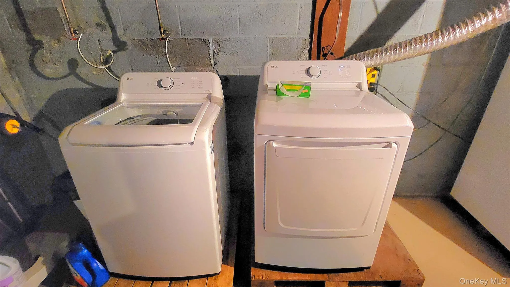 Washer/Dryer In Basement Washer/Dryer In Basement