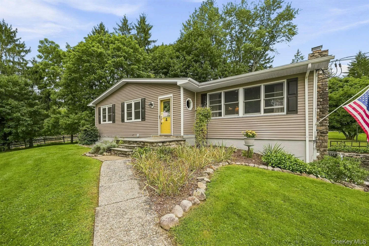 4 Rena Marie Circle, Blooming Grove, NY, 3 Bedrooms Bedrooms, 8 Rooms Rooms,2 BathroomsBathrooms,Residential,For Rent,Rena Marie,0,1045769 4 Rena Marie Circle, Blooming Grove, NY, 3 Bedrooms Bedrooms, 8 Rooms Rooms,2 BathroomsBathrooms,Residential,For Rent,Rena Marie,0,1045769