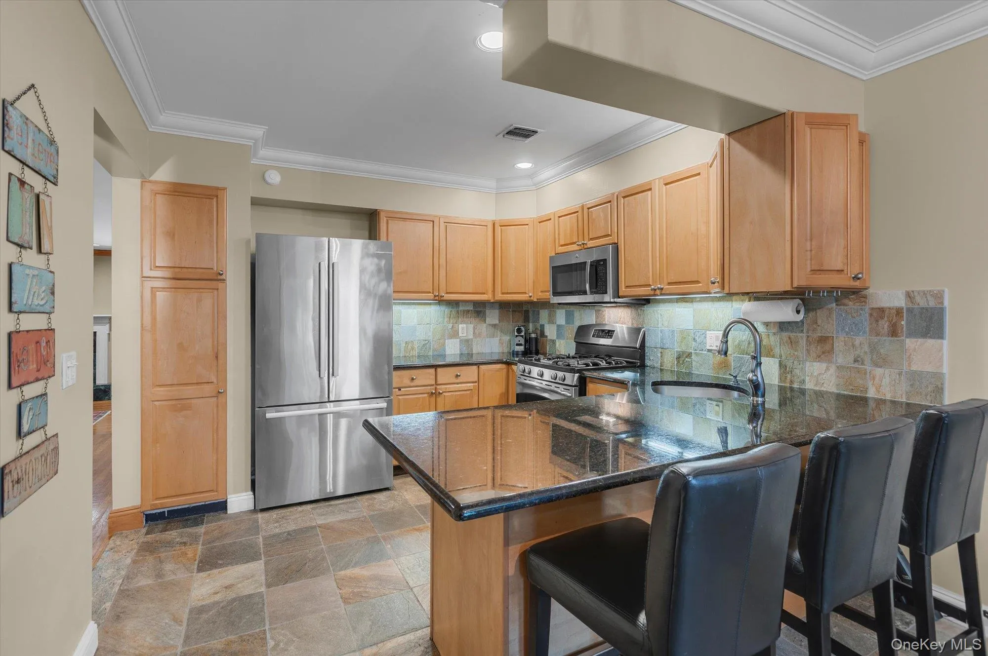 14 Insbrook Court, Huntington, NY, 3 Bedrooms Bedrooms, 7 Rooms Rooms,2 BathroomsBathrooms,Residential,For Rent,Insbrook,0,1045770 14 Insbrook Court, Huntington, NY, 3 Bedrooms Bedrooms, 7 Rooms Rooms,2 BathroomsBathrooms,Residential,For Rent,Insbrook,0,1045770