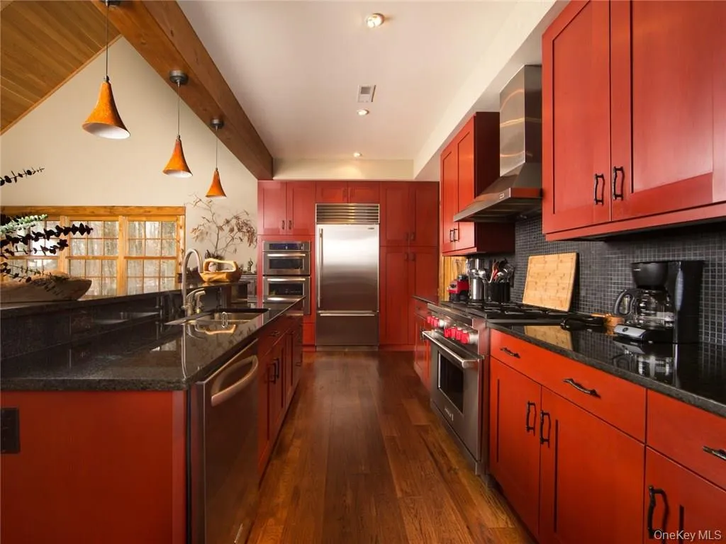47 Sunrise Point, Bethel, NY, 5 Bedrooms Bedrooms, 12 Rooms Rooms,3 BathroomsBathrooms,Residential,For Rent,Sunrise,0,1045781 47 Sunrise Point, Bethel, NY, 5 Bedrooms Bedrooms, 12 Rooms Rooms,3 BathroomsBathrooms,Residential,For Rent,Sunrise,0,1045781