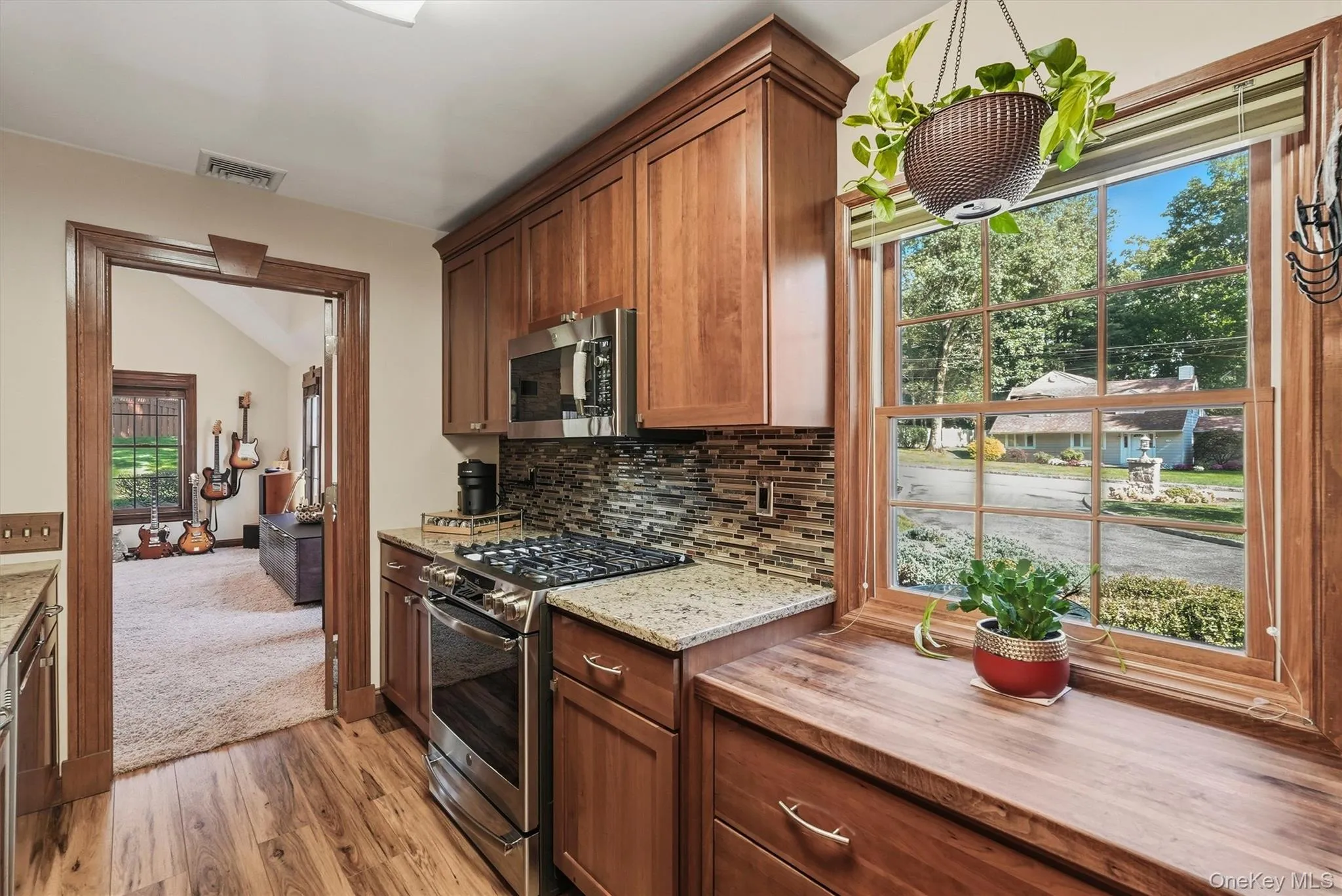 113 Buena Vista Drive, Greenburgh, NY, 4 Bedrooms Bedrooms, 10 Rooms Rooms,3 BathroomsBathrooms,Residential,For Rent,Buena Vista,0,1045783 113 Buena Vista Drive, Greenburgh, NY, 4 Bedrooms Bedrooms, 10 Rooms Rooms,3 BathroomsBathrooms,Residential,For Rent,Buena Vista,0,1045783