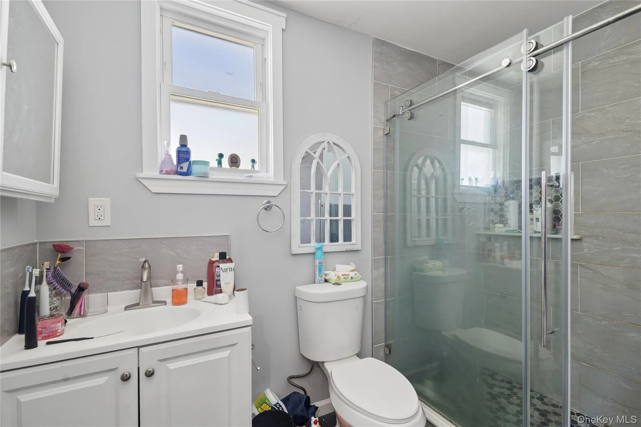 15 Prospect Place, Hempstead, NY, 4 Bedrooms Bedrooms, 6 Rooms Rooms,3 BathroomsBathrooms,Residential,For Rent,Prospect,0,1045790 15 Prospect Place, Hempstead, NY, 4 Bedrooms Bedrooms, 6 Rooms Rooms,3 BathroomsBathrooms,Residential,For Rent,Prospect,0,1045790