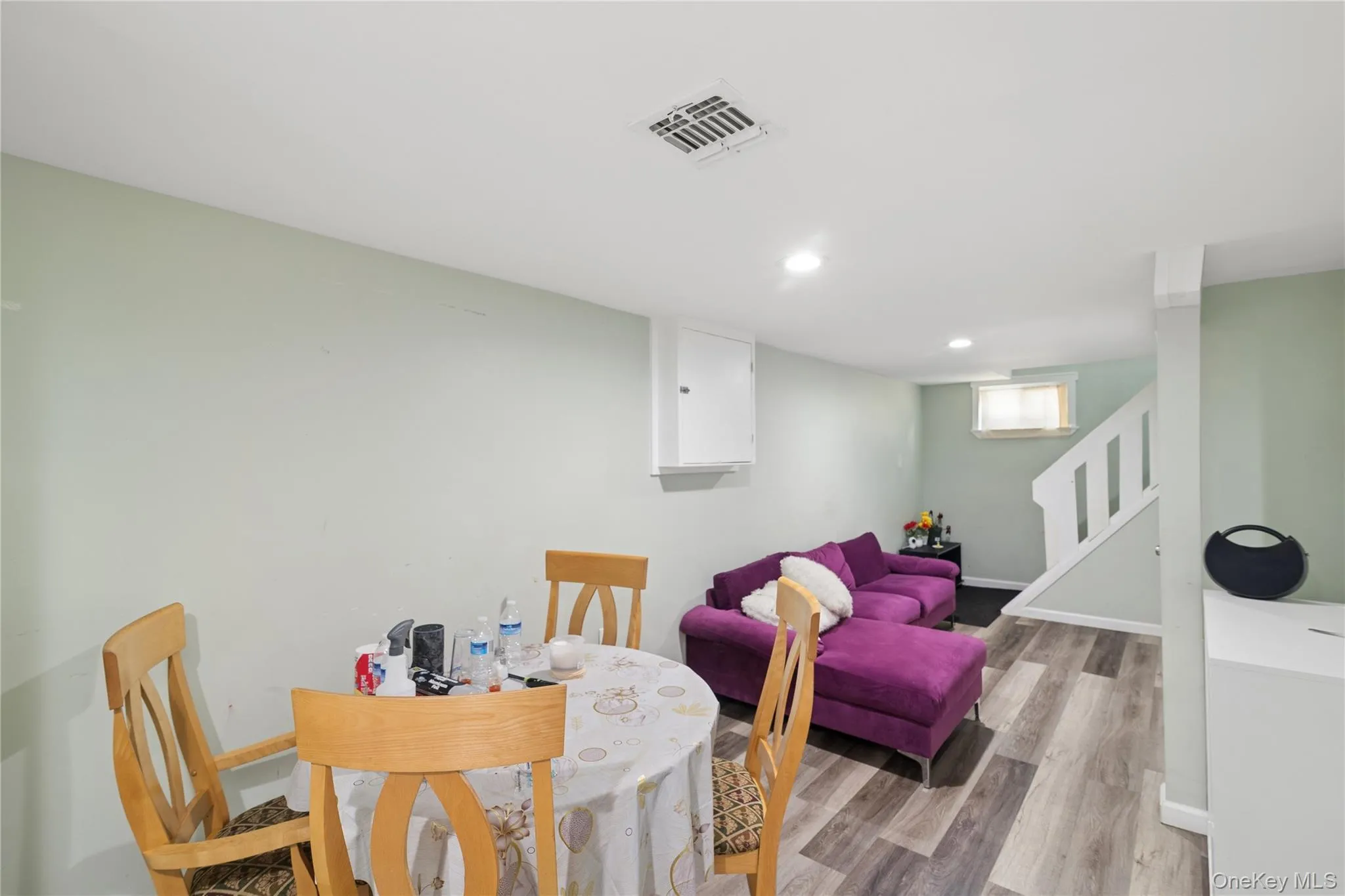 15 Prospect Place, Hempstead, NY, 4 Bedrooms Bedrooms, 6 Rooms Rooms,3 BathroomsBathrooms,Residential,For Rent,Prospect,0,1045790 15 Prospect Place, Hempstead, NY, 4 Bedrooms Bedrooms, 6 Rooms Rooms,3 BathroomsBathrooms,Residential,For Rent,Prospect,0,1045790