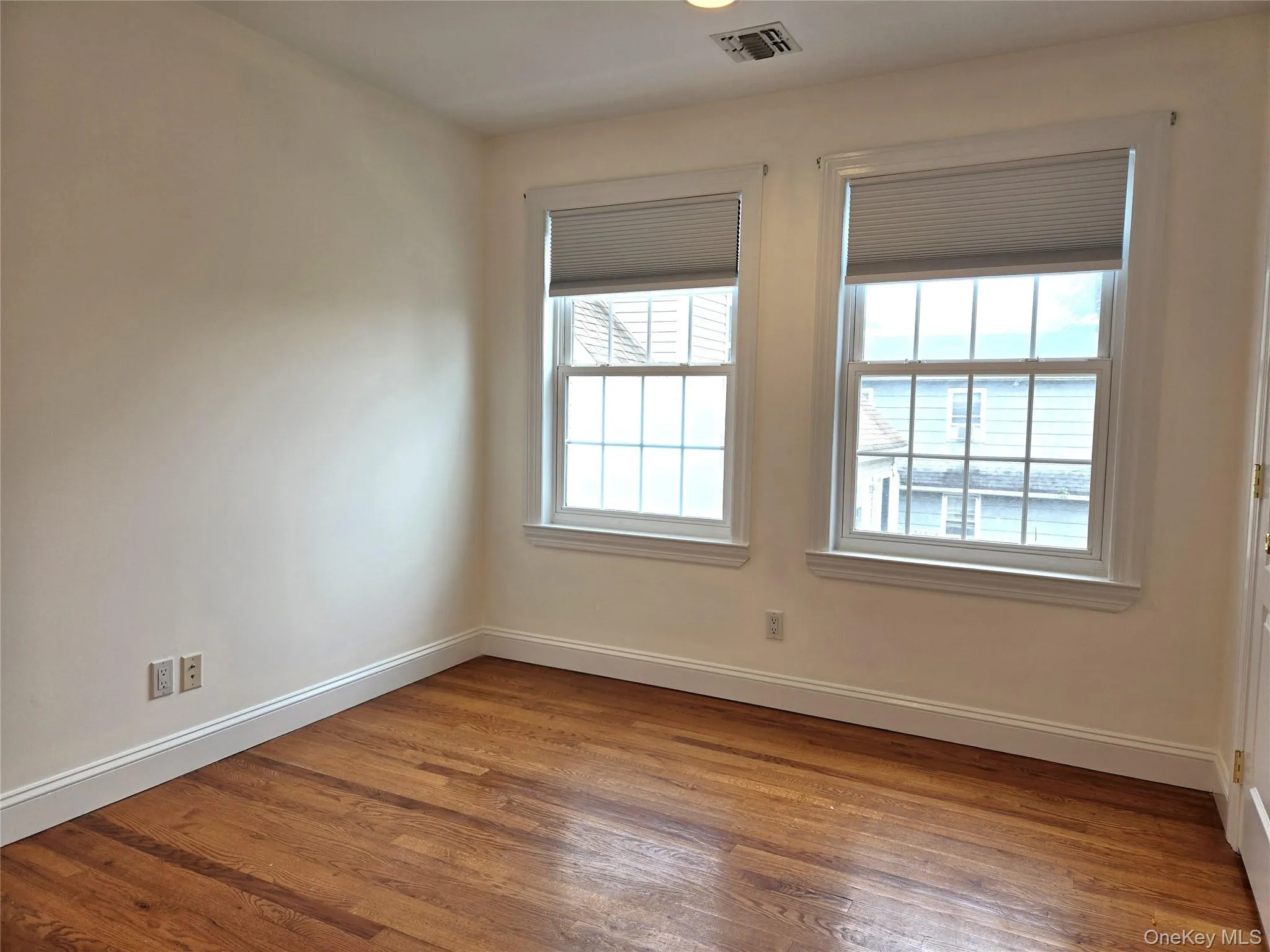 63 Dunwood Road, North Hempstead, NY, 3 Bedrooms Bedrooms, 6 Rooms Rooms,2 BathroomsBathrooms,Residential Lease,For Rent,Dunwood,0,1045791 63 Dunwood Road, North Hempstead, NY, 3 Bedrooms Bedrooms, 6 Rooms Rooms,2 BathroomsBathrooms,Residential Lease,For Rent,Dunwood,0,1045791