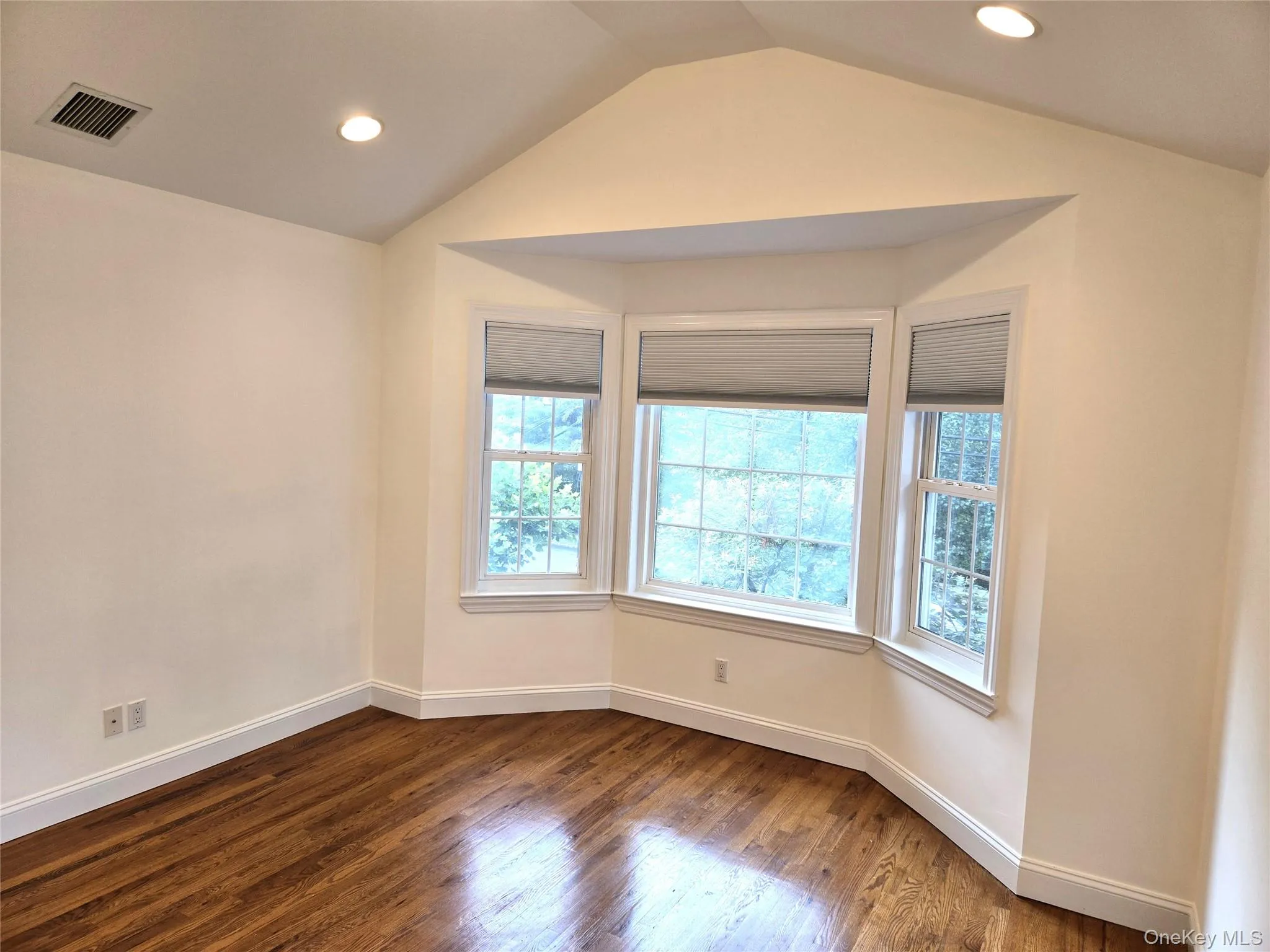 63 Dunwood Road, North Hempstead, NY, 3 Bedrooms Bedrooms, 6 Rooms Rooms,2 BathroomsBathrooms,Residential Lease,For Rent,Dunwood,0,1045791 63 Dunwood Road, North Hempstead, NY, 3 Bedrooms Bedrooms, 6 Rooms Rooms,2 BathroomsBathrooms,Residential Lease,For Rent,Dunwood,0,1045791