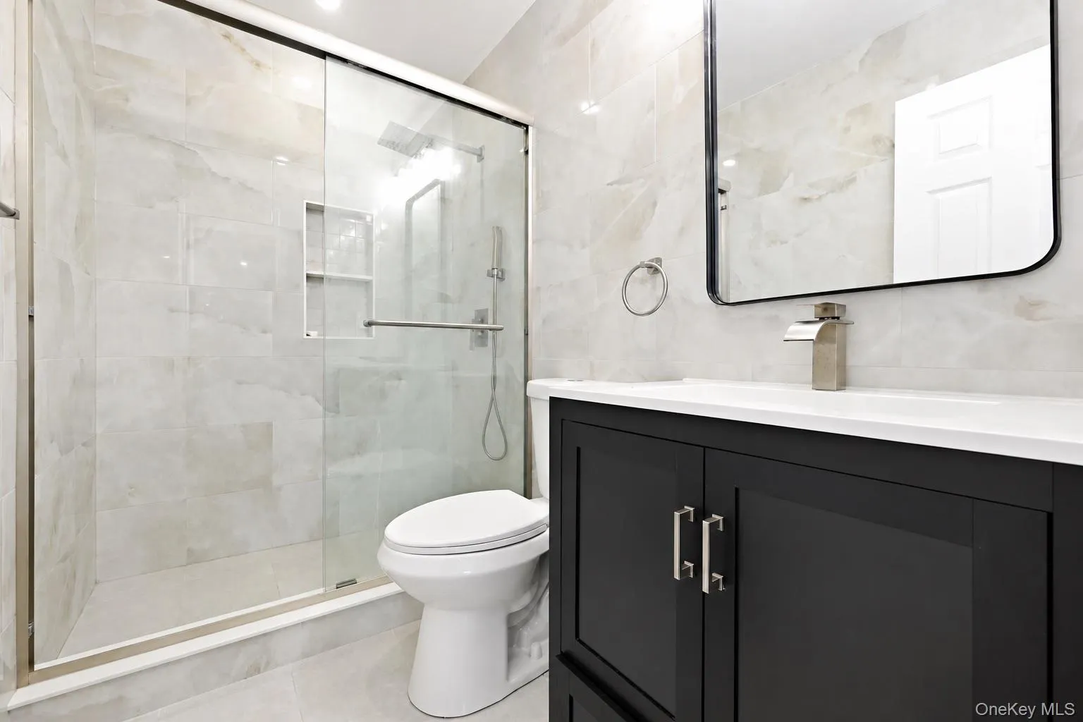 24 Crag Lane, Hempstead, NY, 5 Bedrooms Bedrooms, 8 Rooms Rooms,2 BathroomsBathrooms,Residential,For Rent,Crag,0,1045795 24 Crag Lane, Hempstead, NY, 5 Bedrooms Bedrooms, 8 Rooms Rooms,2 BathroomsBathrooms,Residential,For Rent,Crag,0,1045795