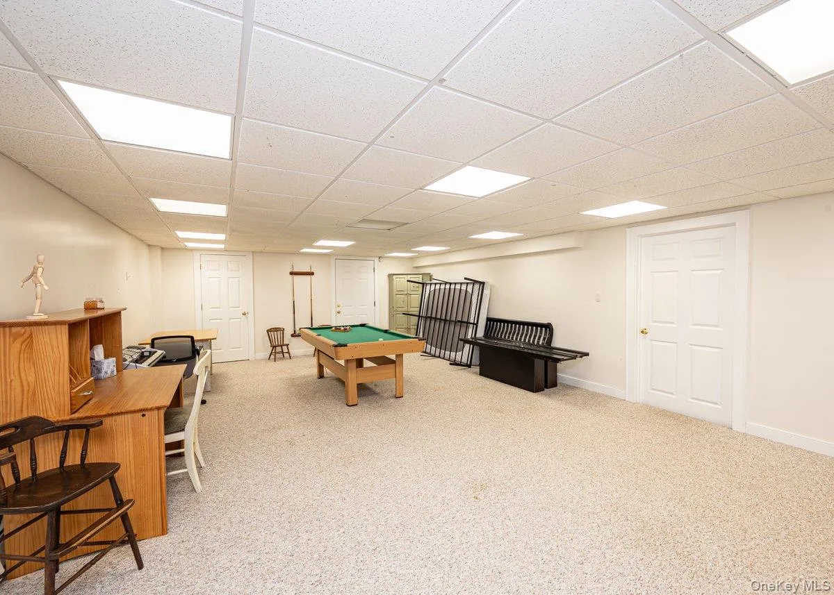 39 Creekside Drive, Brookhaven, NY, 3 Bedrooms Bedrooms, 7 Rooms Rooms,2 BathroomsBathrooms,Residential,For Rent,Creekside,0,1045796 39 Creekside Drive, Brookhaven, NY, 3 Bedrooms Bedrooms, 7 Rooms Rooms,2 BathroomsBathrooms,Residential,For Rent,Creekside,0,1045796