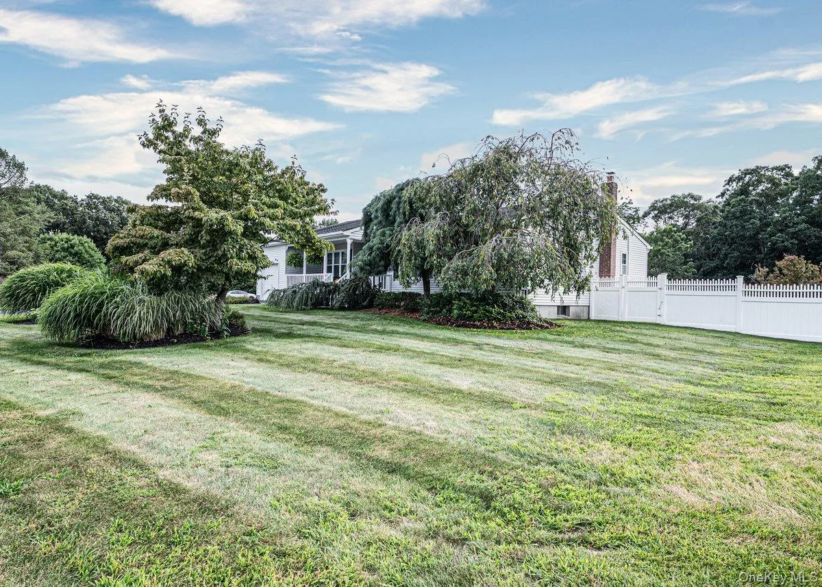 39 Creekside Drive, Brookhaven, NY, 3 Bedrooms Bedrooms, 7 Rooms Rooms,2 BathroomsBathrooms,Residential,For Rent,Creekside,0,1045796 39 Creekside Drive, Brookhaven, NY, 3 Bedrooms Bedrooms, 7 Rooms Rooms,2 BathroomsBathrooms,Residential,For Rent,Creekside,0,1045796