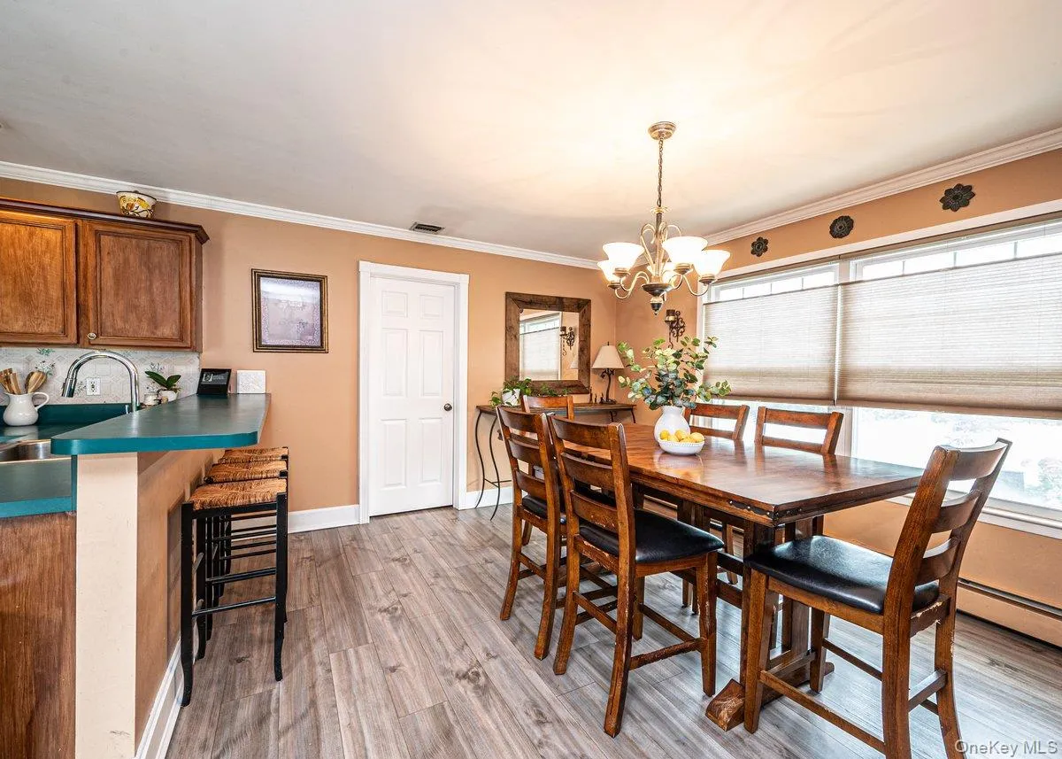 39 Creekside Drive, Brookhaven, NY, 3 Bedrooms Bedrooms, 7 Rooms Rooms,2 BathroomsBathrooms,Residential,For Rent,Creekside,0,1045796 39 Creekside Drive, Brookhaven, NY, 3 Bedrooms Bedrooms, 7 Rooms Rooms,2 BathroomsBathrooms,Residential,For Rent,Creekside,0,1045796