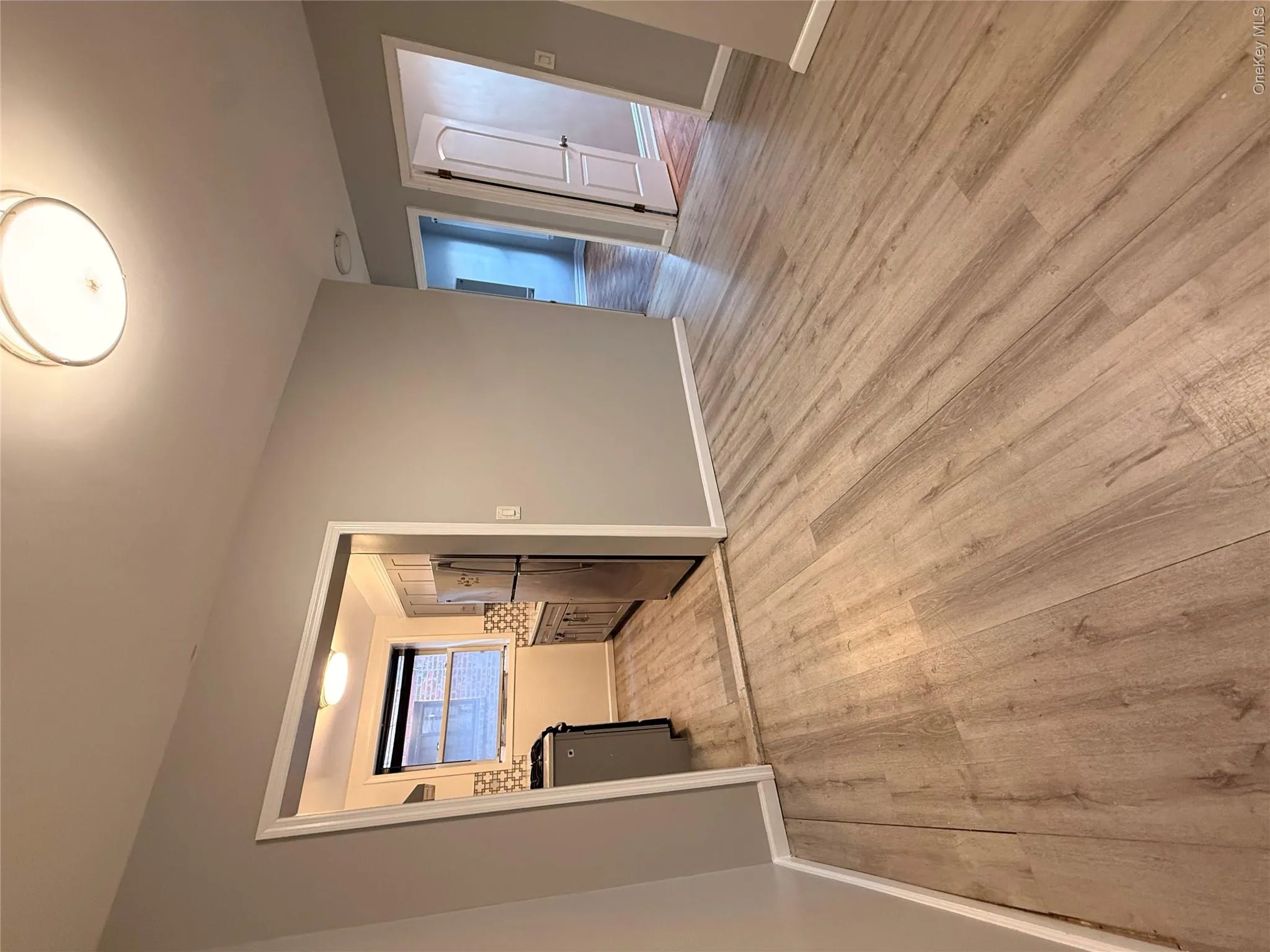 1958 Lurting Avenue, New York, NY, 3 Bedrooms Bedrooms, 7 Rooms Rooms,2 BathroomsBathrooms,Residential Lease,For Rent,Lurting,0,1045797 1958 Lurting Avenue, New York, NY, 3 Bedrooms Bedrooms, 7 Rooms Rooms,2 BathroomsBathrooms,Residential Lease,For Rent,Lurting,0,1045797