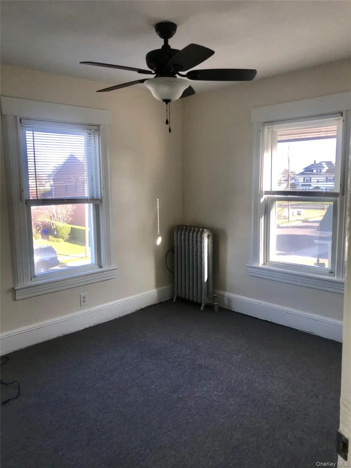 40 Southard Avenue, Hempstead, NY, 2 Bedrooms Bedrooms, 4 Rooms Rooms,1 BathroomBathrooms,Residential Lease,For Rent,Southard,0,1045803 40 Southard Avenue, Hempstead, NY, 2 Bedrooms Bedrooms, 4 Rooms Rooms,1 BathroomBathrooms,Residential Lease,For Rent,Southard,0,1045803