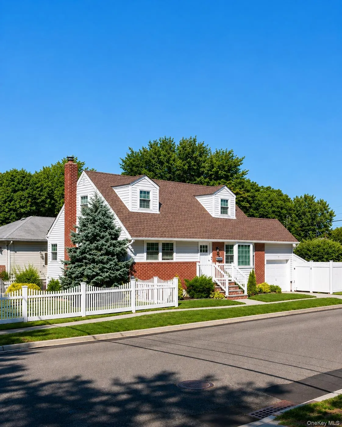 1 Iroquois Street, Oyster Bay, NY, 4 Bedrooms Bedrooms, 10 Rooms Rooms,2 BathroomsBathrooms,Residential Lease,For Rent,Iroquois,0,1045804 1 Iroquois Street, Oyster Bay, NY, 4 Bedrooms Bedrooms, 10 Rooms Rooms,2 BathroomsBathrooms,Residential Lease,For Rent,Iroquois,0,1045804