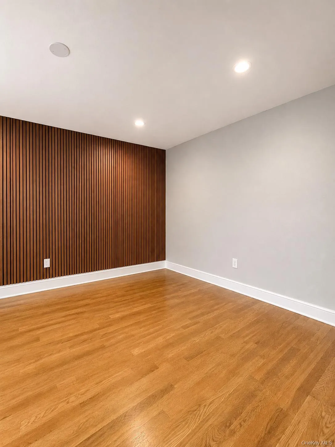 1 Iroquois Street, Oyster Bay, NY, 4 Bedrooms Bedrooms, 10 Rooms Rooms,2 BathroomsBathrooms,Residential Lease,For Rent,Iroquois,0,1045804 1 Iroquois Street, Oyster Bay, NY, 4 Bedrooms Bedrooms, 10 Rooms Rooms,2 BathroomsBathrooms,Residential Lease,For Rent,Iroquois,0,1045804