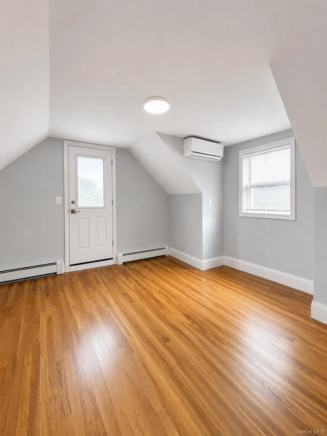 1 Iroquois Street, Oyster Bay, NY, 4 Bedrooms Bedrooms, 10 Rooms Rooms,2 BathroomsBathrooms,Residential Lease,For Rent,Iroquois,0,1045804 1 Iroquois Street, Oyster Bay, NY, 4 Bedrooms Bedrooms, 10 Rooms Rooms,2 BathroomsBathrooms,Residential Lease,For Rent,Iroquois,0,1045804