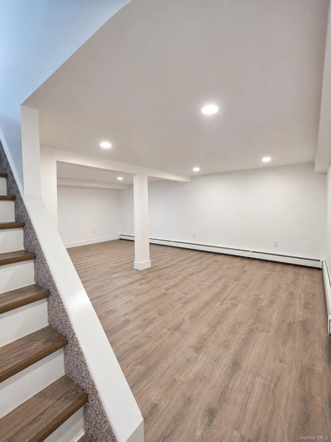 1 Iroquois Street, Oyster Bay, NY, 4 Bedrooms Bedrooms, 10 Rooms Rooms,2 BathroomsBathrooms,Residential Lease,For Rent,Iroquois,0,1045804 1 Iroquois Street, Oyster Bay, NY, 4 Bedrooms Bedrooms, 10 Rooms Rooms,2 BathroomsBathrooms,Residential Lease,For Rent,Iroquois,0,1045804